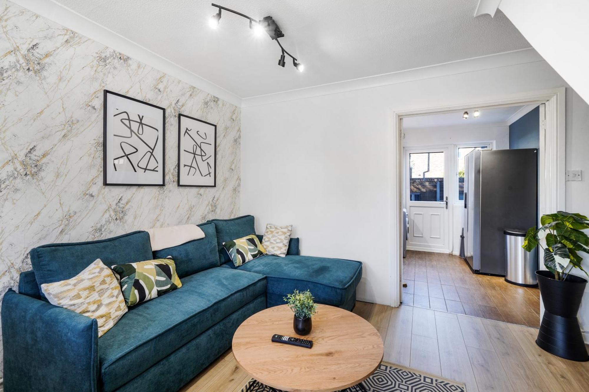Holiday home 40 Percent Off! - Delightful Abode In - Garden