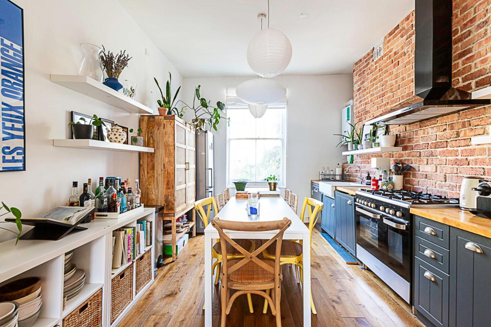 Colourful And Cosy In De Beauvoir Town Apartamento