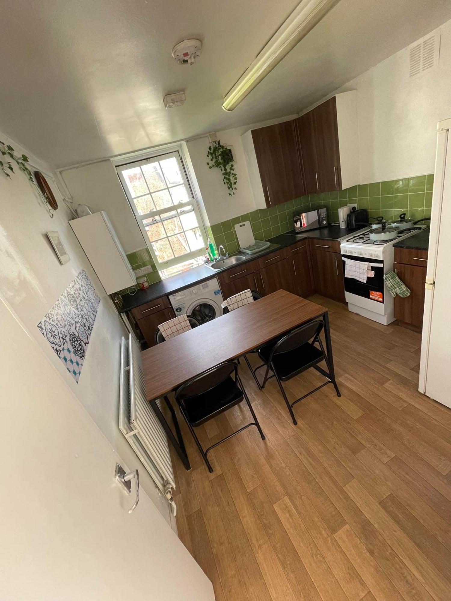 2 Bedrooms Near St Pancras King's Cross Station, Appartement