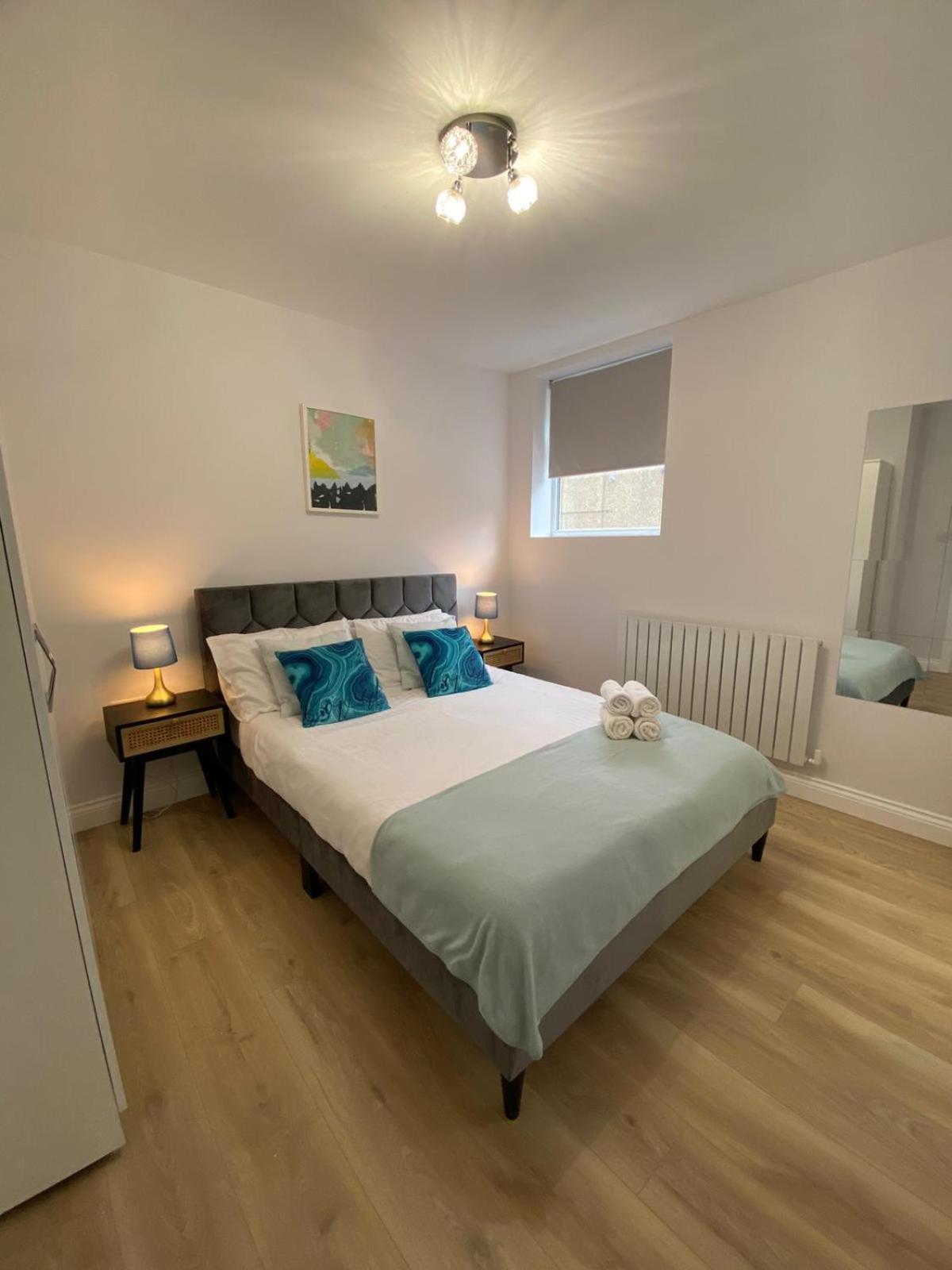 Beautiful Newly Renovated House Sleeps 6 People, Only 12 Minutes By Tube To Oxford Circus Сasa de vacaciones