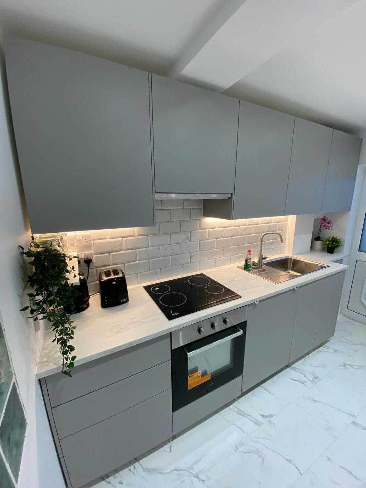 Beautiful Newly Renovated House Sleeps 6 People, Only 12 Minutes By Tube To Oxford Circus Сasa de vacaciones Londres