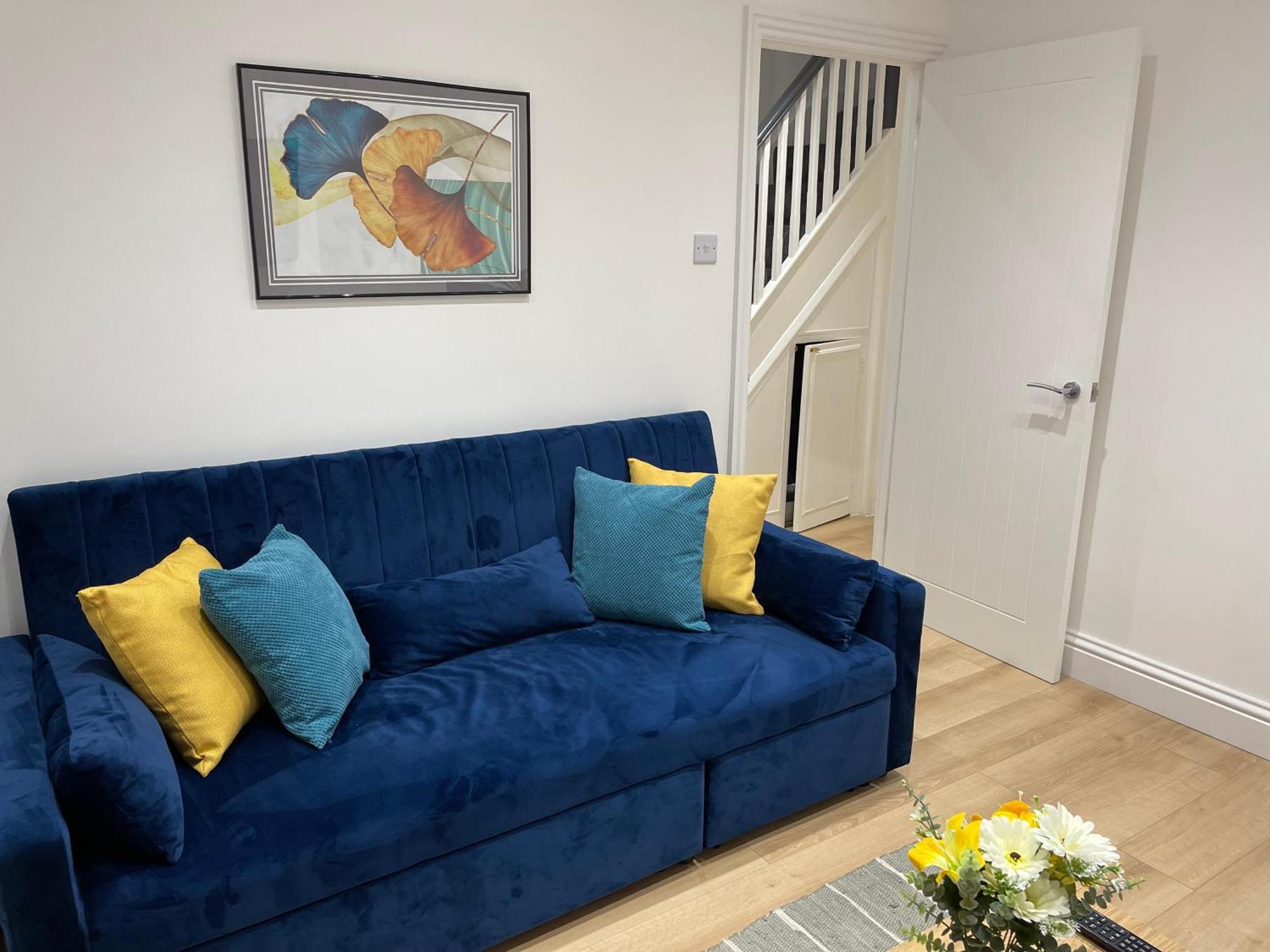 Beautiful Newly Renovated House Sleeps 6 People, Only 12 Minutes By Tube To Oxford Circus Сasa de vacaciones