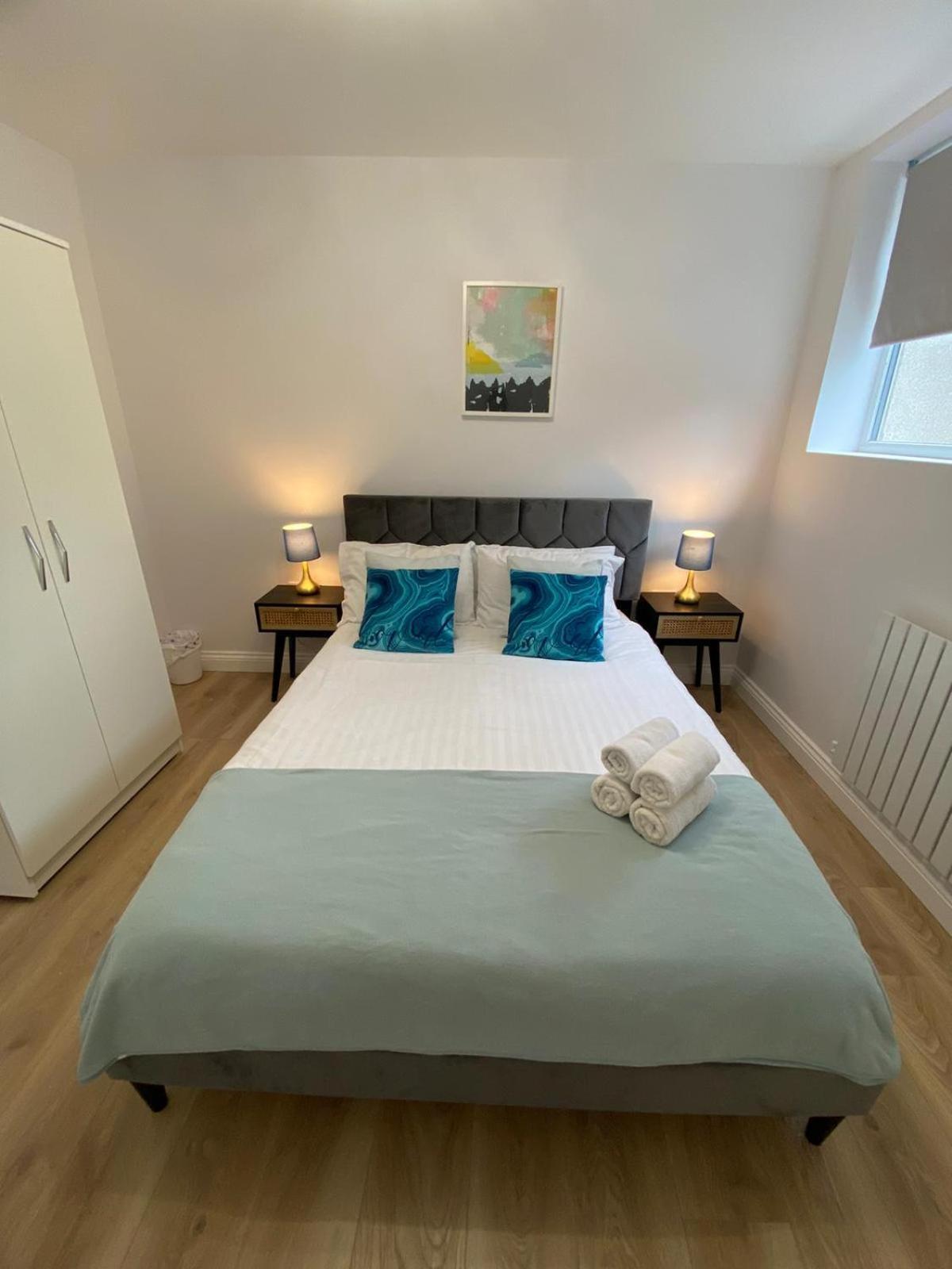 Beautiful Newly Renovated House Sleeps 6 People, Only 12 Minutes By Tube To Oxford Circus Сasa de vacaciones Londres