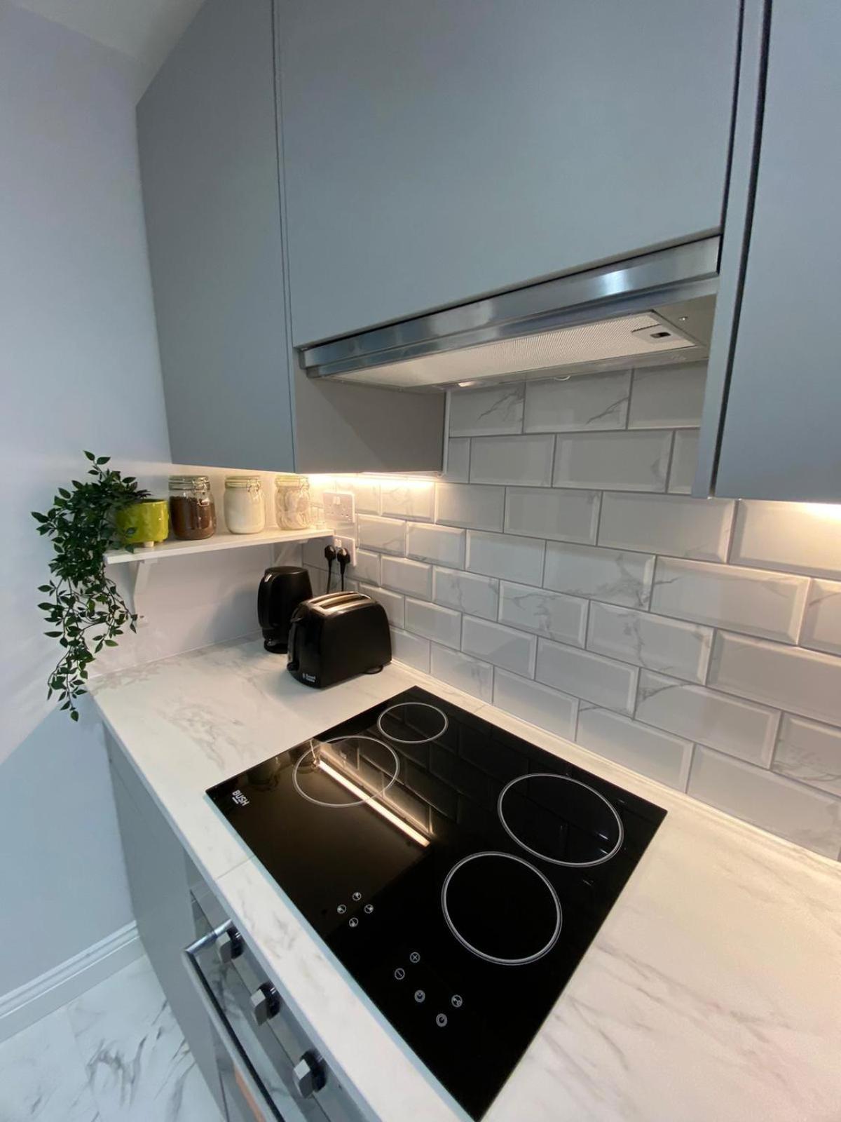 Beautiful Newly Renovated House Sleeps 6 People, Only 12 Minutes By Tube To Oxford Circus Londres