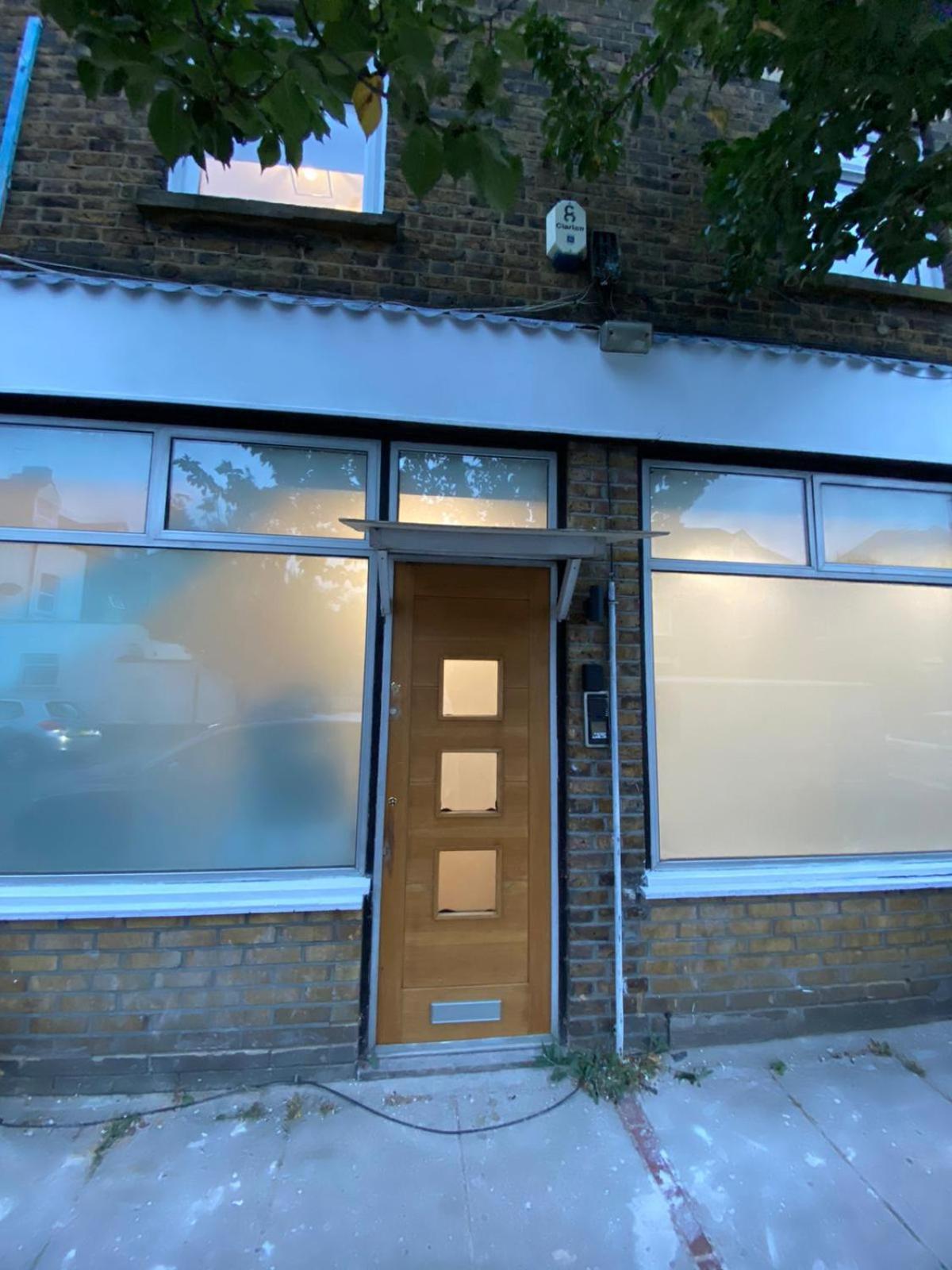 Beautiful Newly Renovated House Sleeps 6 People, Only 12 Minutes By Tube To Oxford Circus Londres