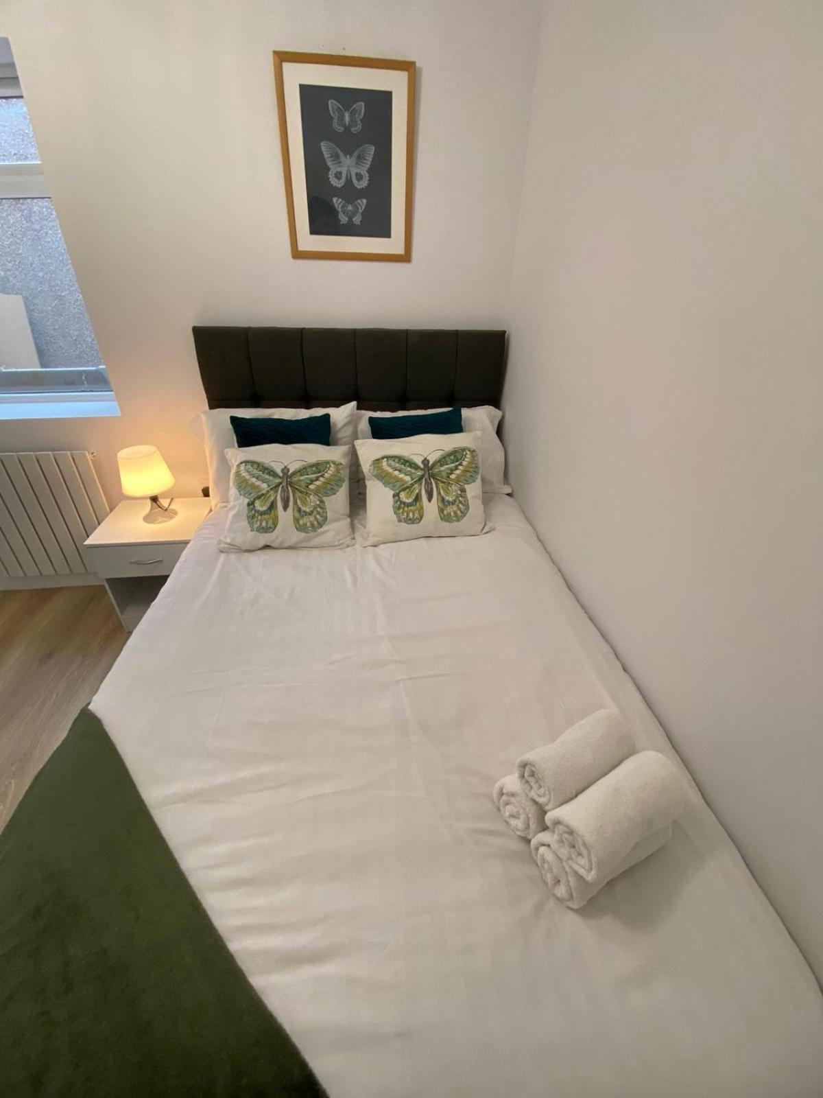 Beautiful Newly Renovated House Sleeps 6 People, Only 12 Minutes By Tube To Oxford Circus Londres