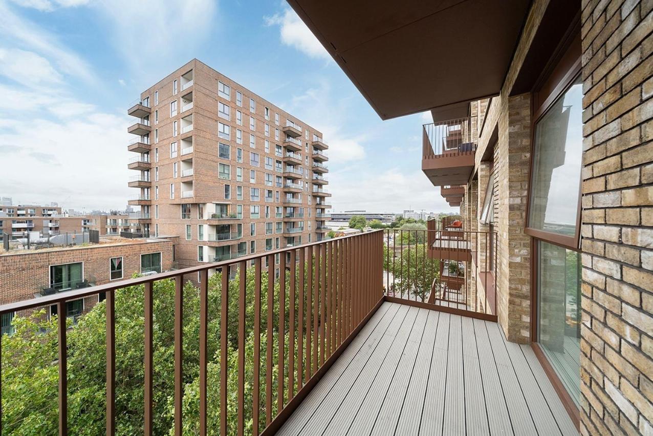 1br Gem In Shared Near O2 Arena & Excel With Patio, Private Bath, Free Parking & Garden *