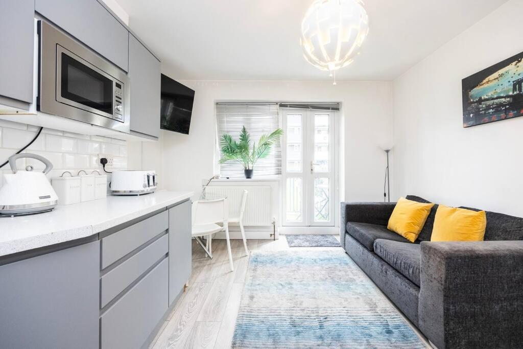 Modernised 3 Bed Pad Near Trendy Shoreditch Ground Floor With Balcony Apartamento Londres