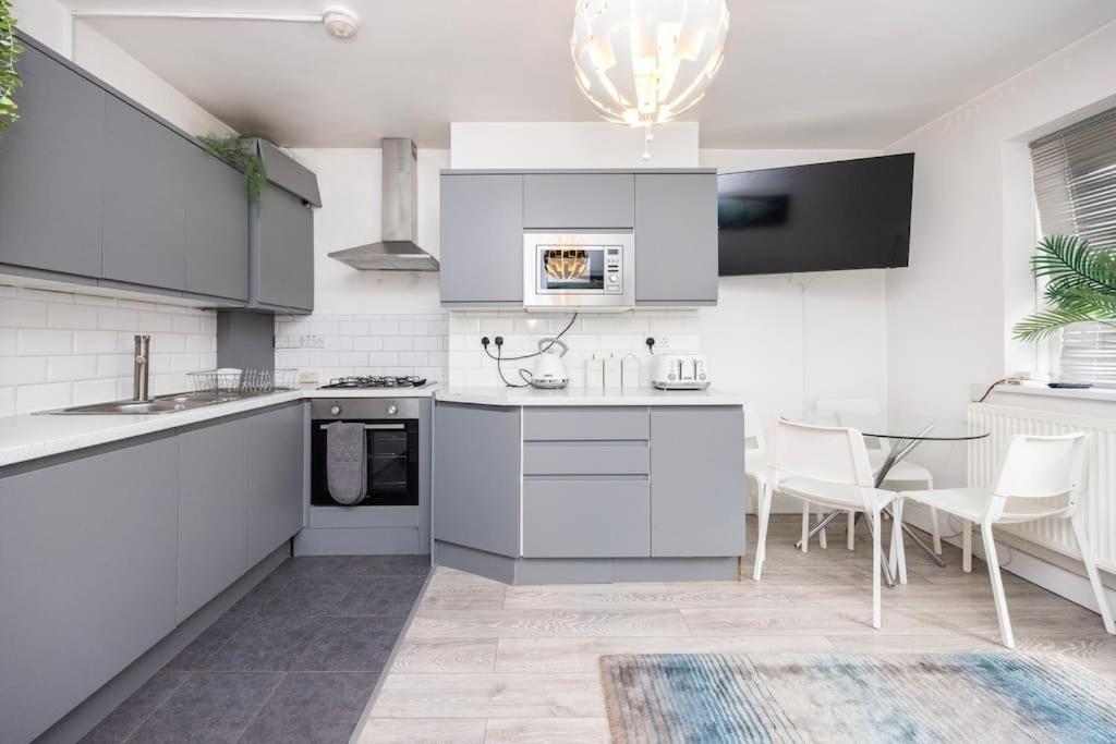 Apartamento Modernised 3 Bed Pad Near Trendy Shoreditch Ground Floor With Balcony *