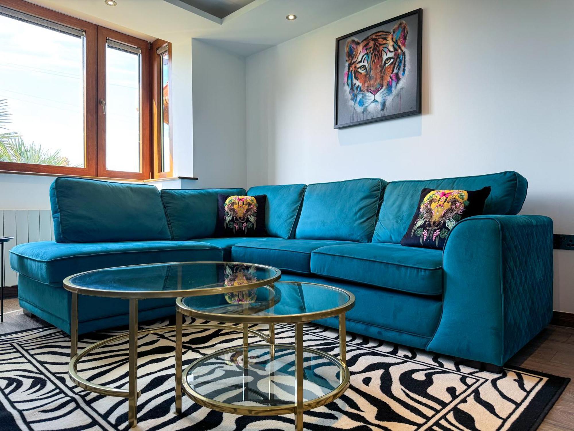 Casa de Férias Luxurious 3bed House With Bath & Garden *