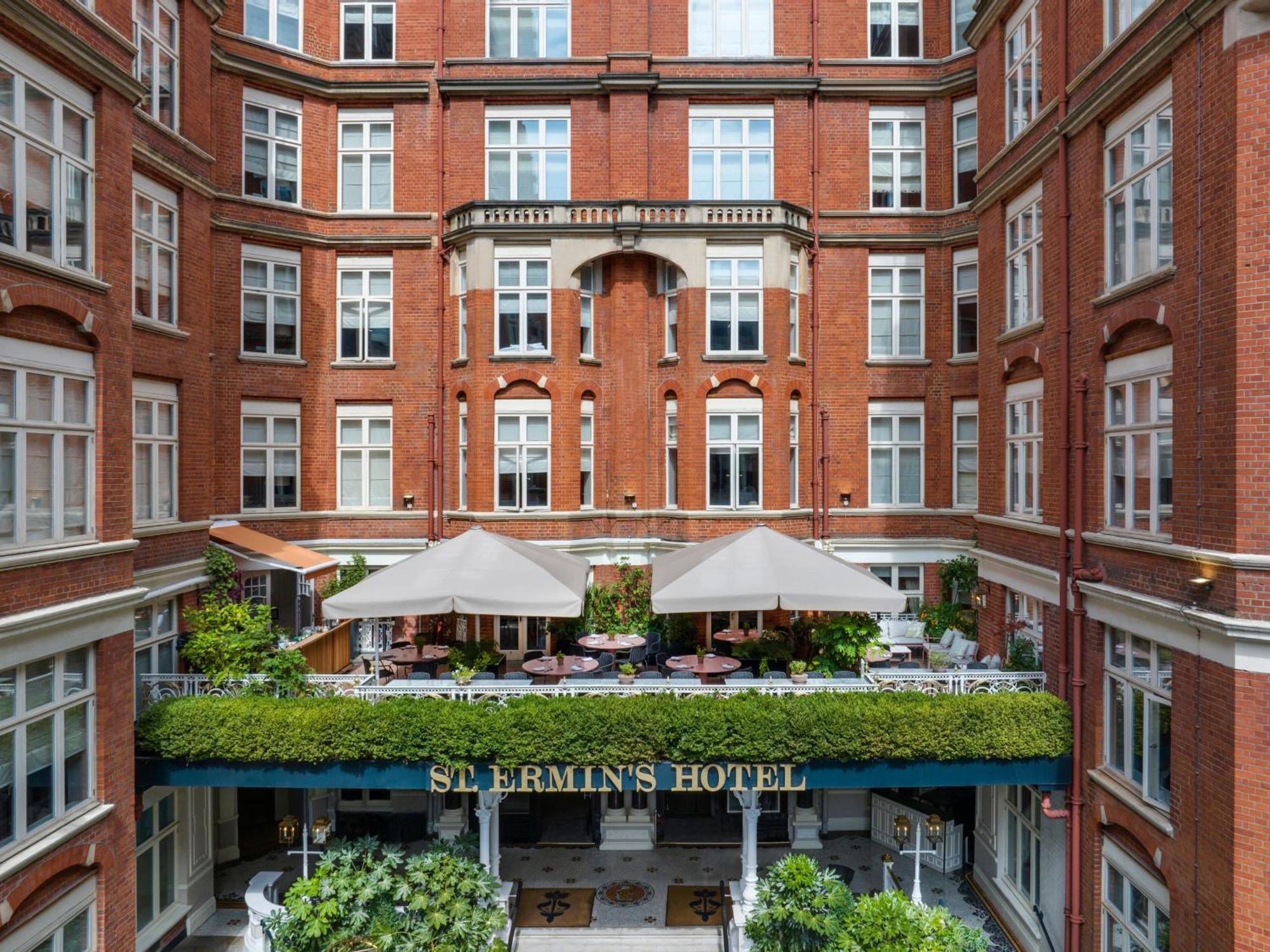 St. Ermin's Hotel, Autograph Collection 4*