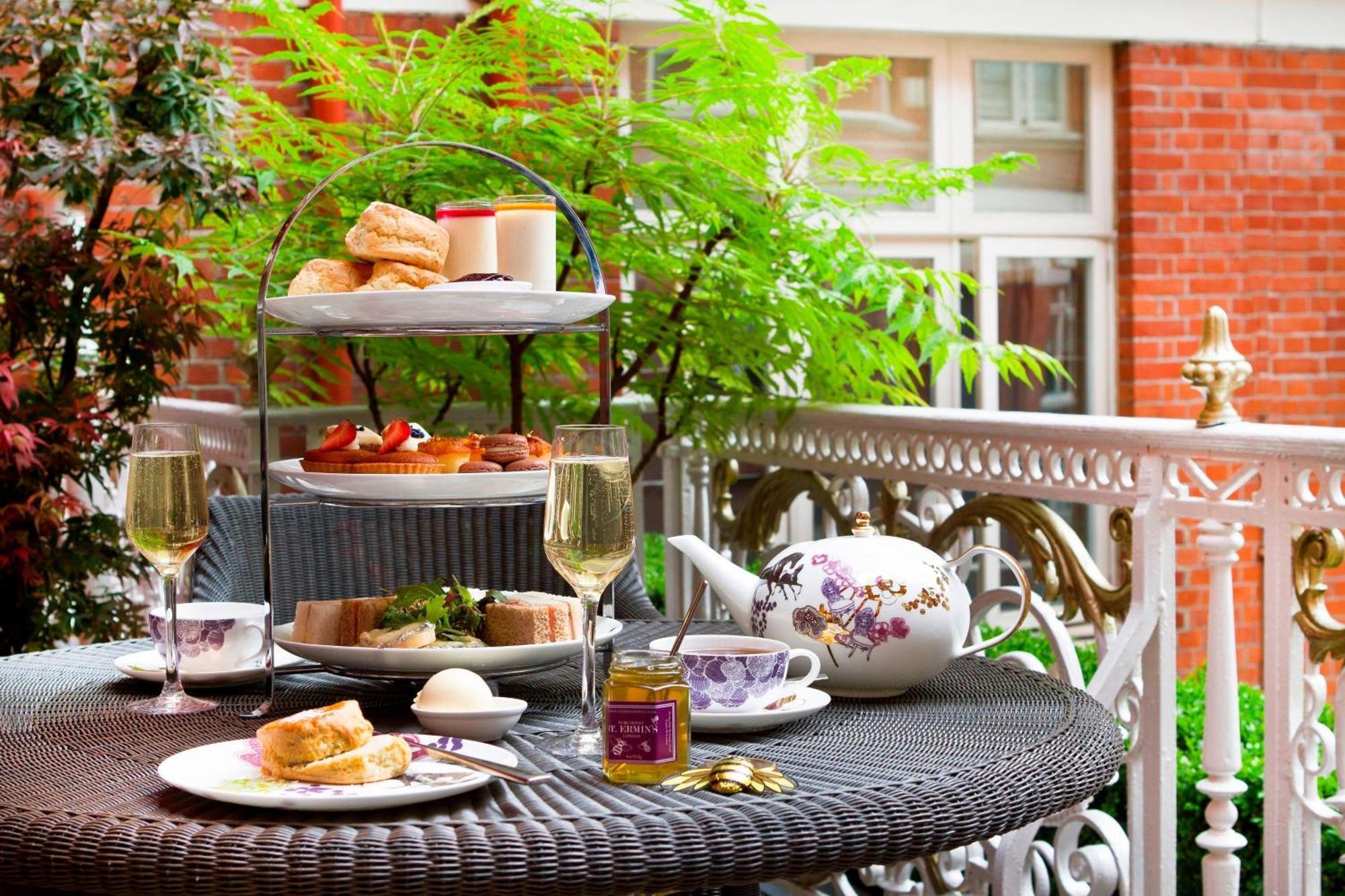 St. Ermin's Hotel, Autograph Collection Hotel