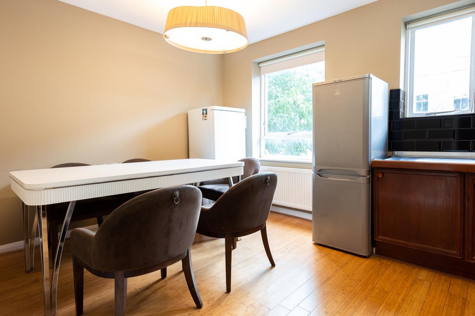 Hébergement de vacances Centrally Located 5br Flat Wparking, Maida Vale *