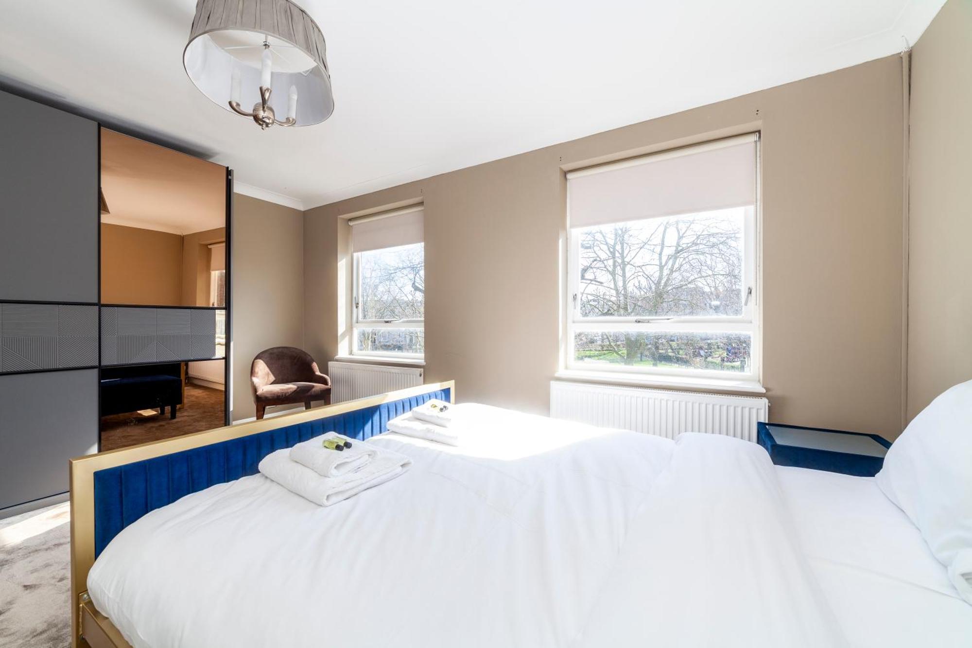 Centrally Located 5br Flat Wparking, Maida Vale * Londres