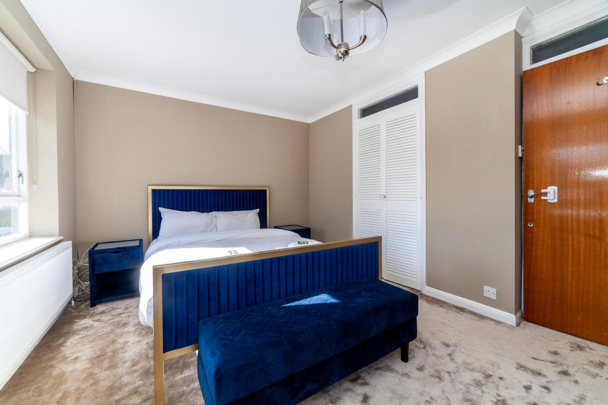 Centrally Located 5br Flat Wparking, Maida Vale * Londres