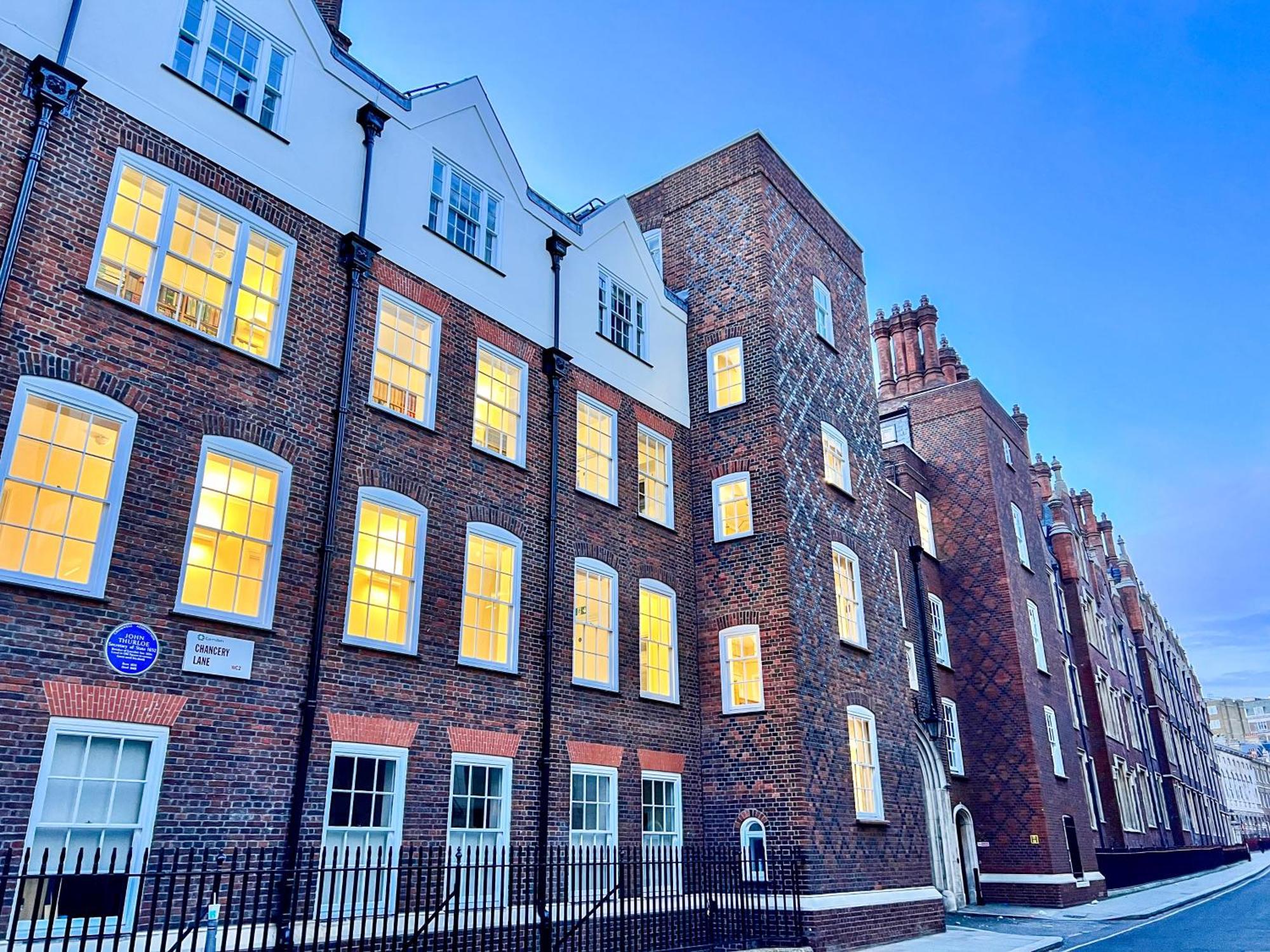 Excellent Entire Between St Pauls Cathedral And Covent Garden Londres