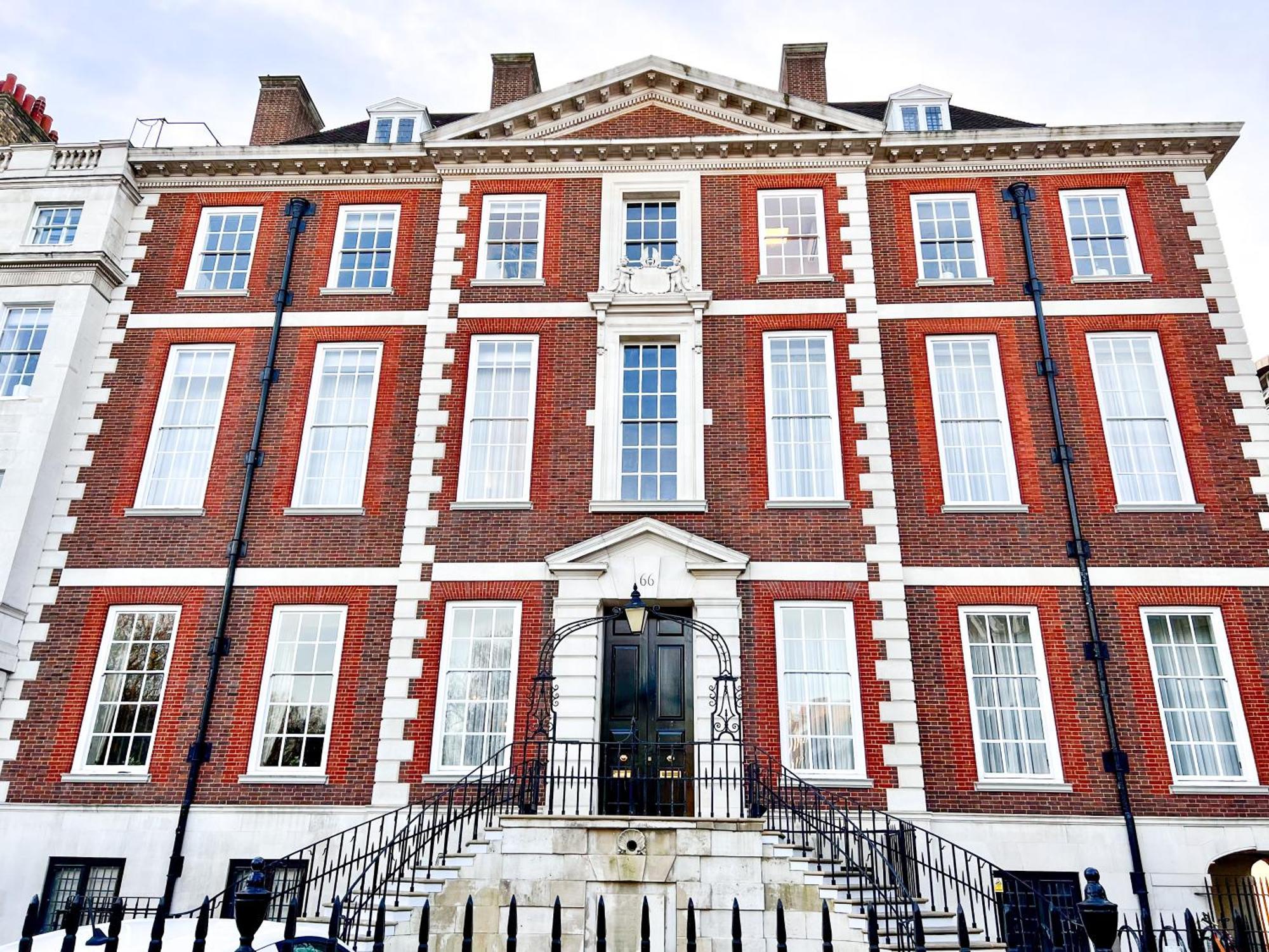 Excellent Entire Between St Pauls Cathedral And Covent Garden Apartamento