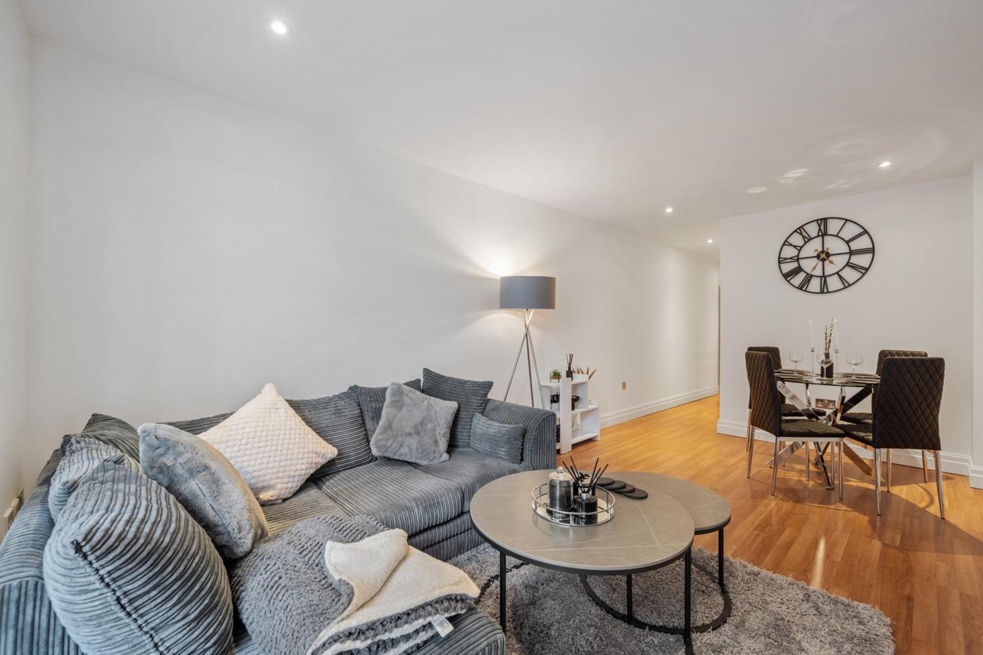 Apartamento 2 Bedroom In Hoxton Square, Shoreditch, London, N1 *