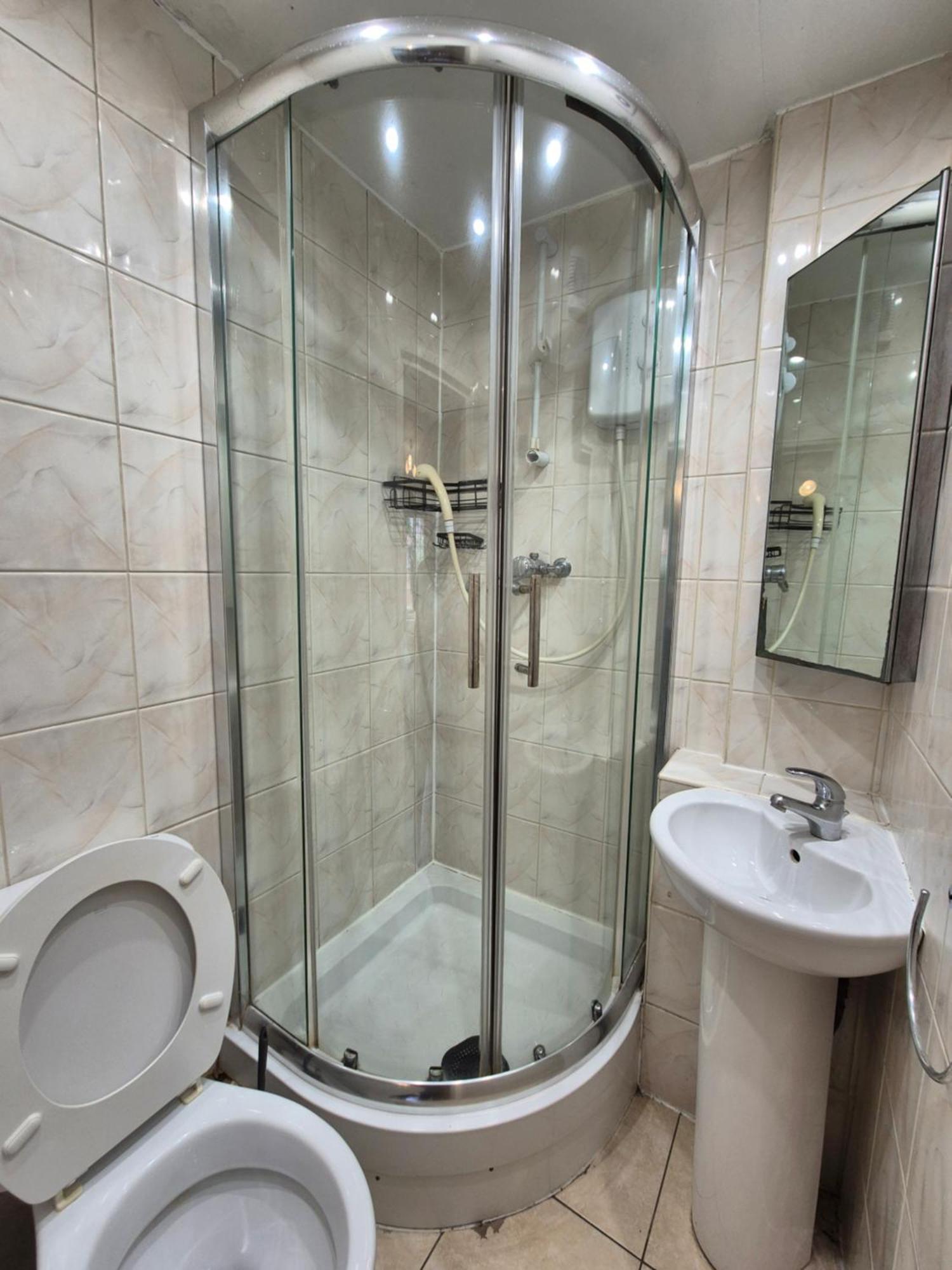Spacious And Elegant With En-suites Available In Canary Wharf Hospedagem domiciliar