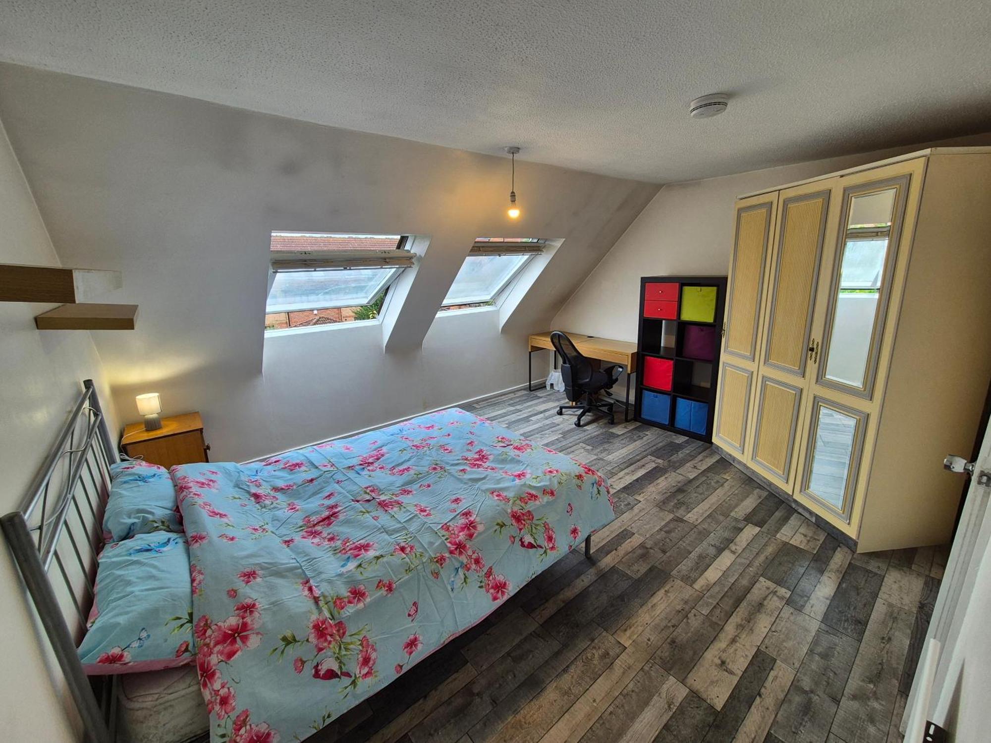 Hospedagem domiciliar Spacious And Elegant With En-suites Available In Canary Wharf