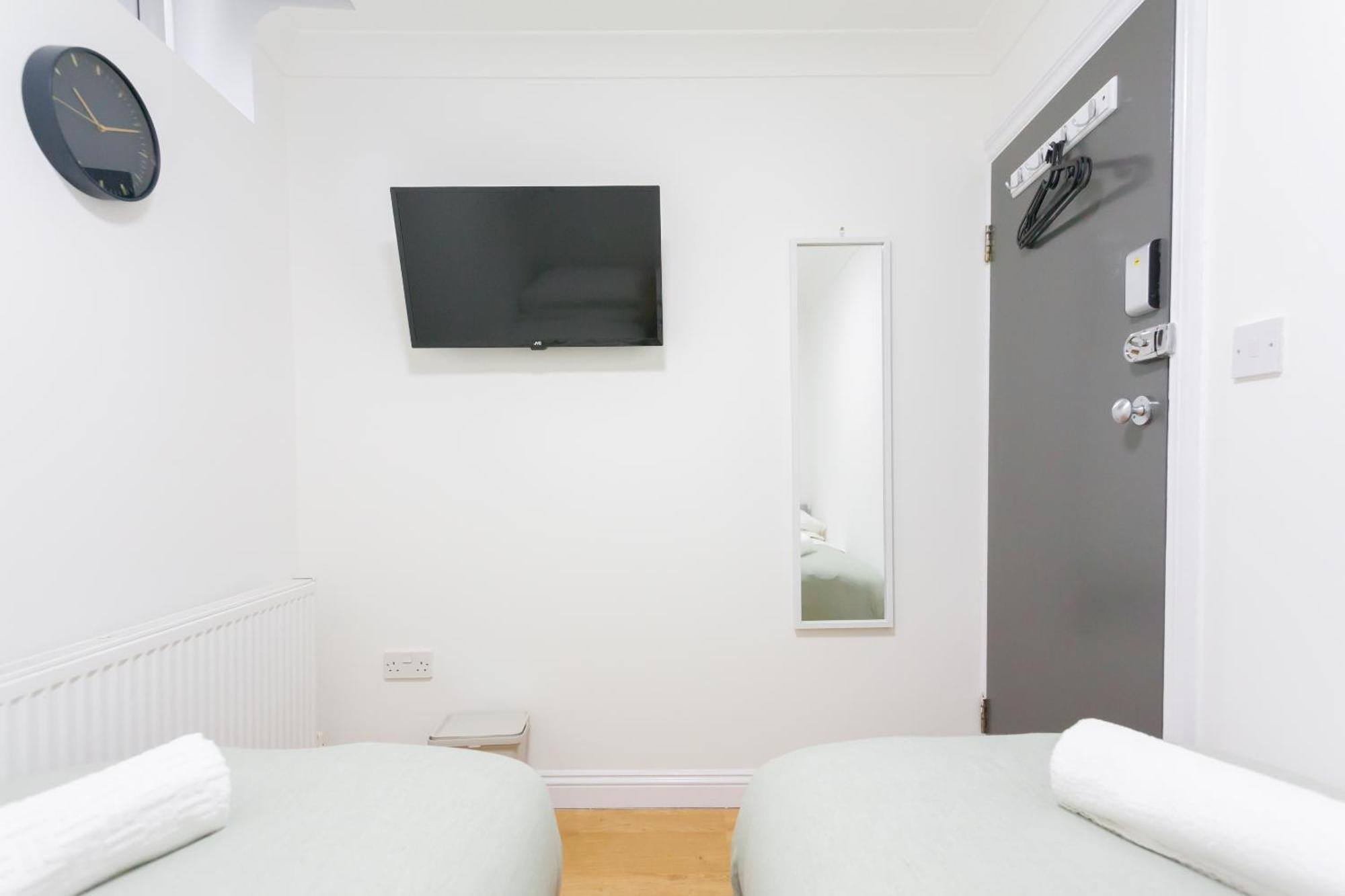 Studio9 - Next To Emirates Stadium - Budget With Shared Bathroom Casa de hóspedes
