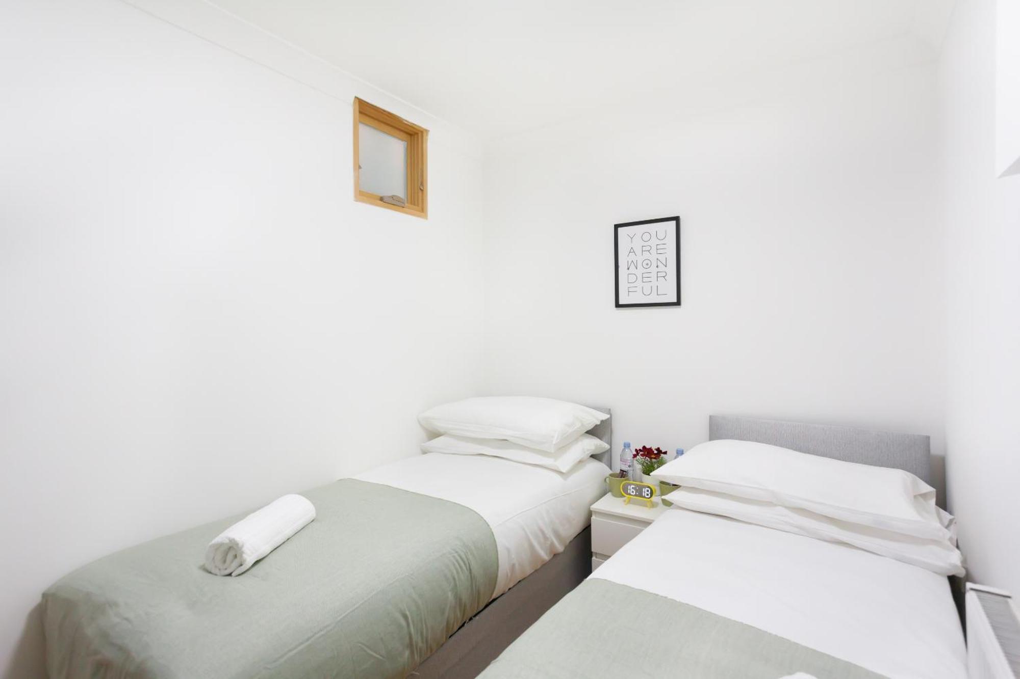 Studio9 - Next To Emirates Stadium - Budget With Shared Bathroom * Londres