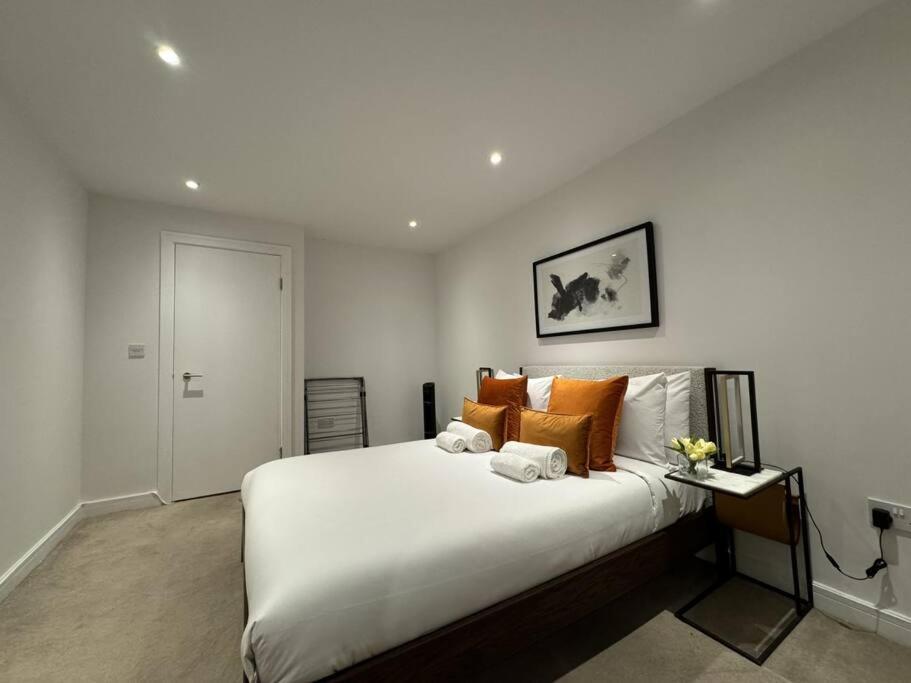 Luxxe 2br 2ba Duplex 5 Mins From Hither St - 65c Appartement