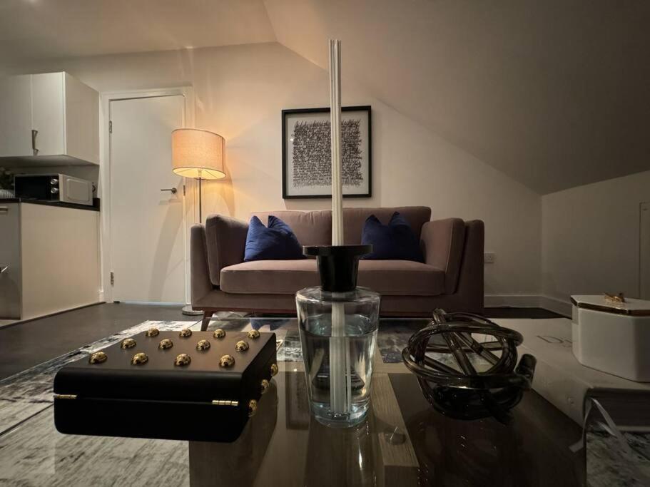 Luxxe 2br 2ba Duplex 5 Mins From Hither St - 65c Appartement Londres