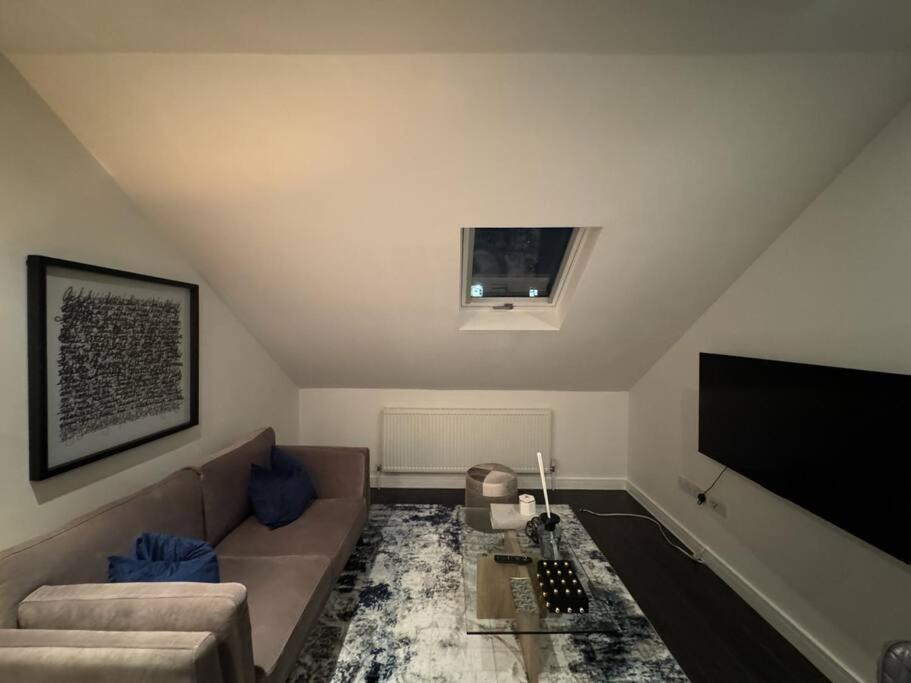Appartement Luxxe 2br 2ba Duplex 5 Mins From Hither St - 65c