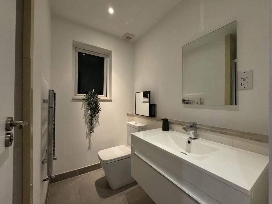 Luxxe 2br 2ba Duplex 5 Mins From Hither St - 65c Appartement *