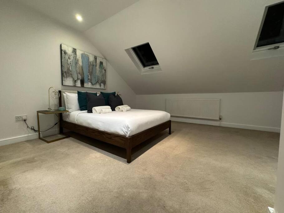Luxxe 2br 2ba Duplex 5 Mins From Hither St - 65c Appartement