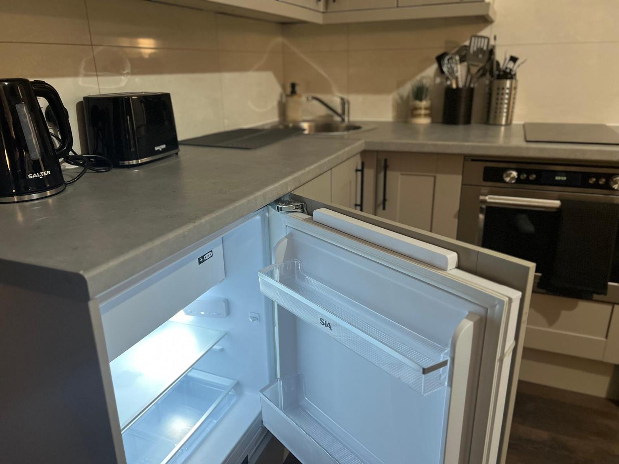 King Size Streatham * London