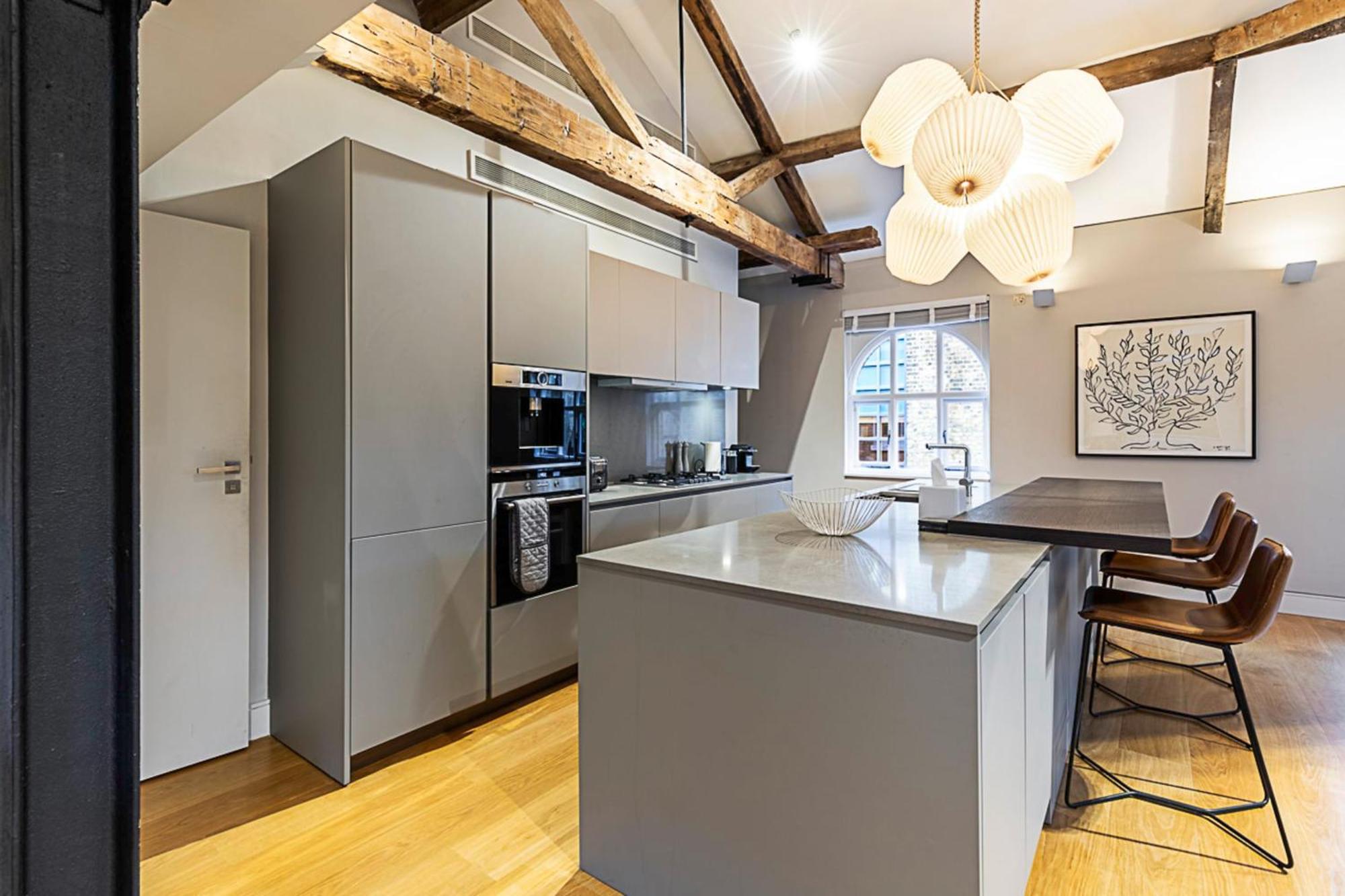 Pepys House A Modern Touch Of History Hébergement de vacances