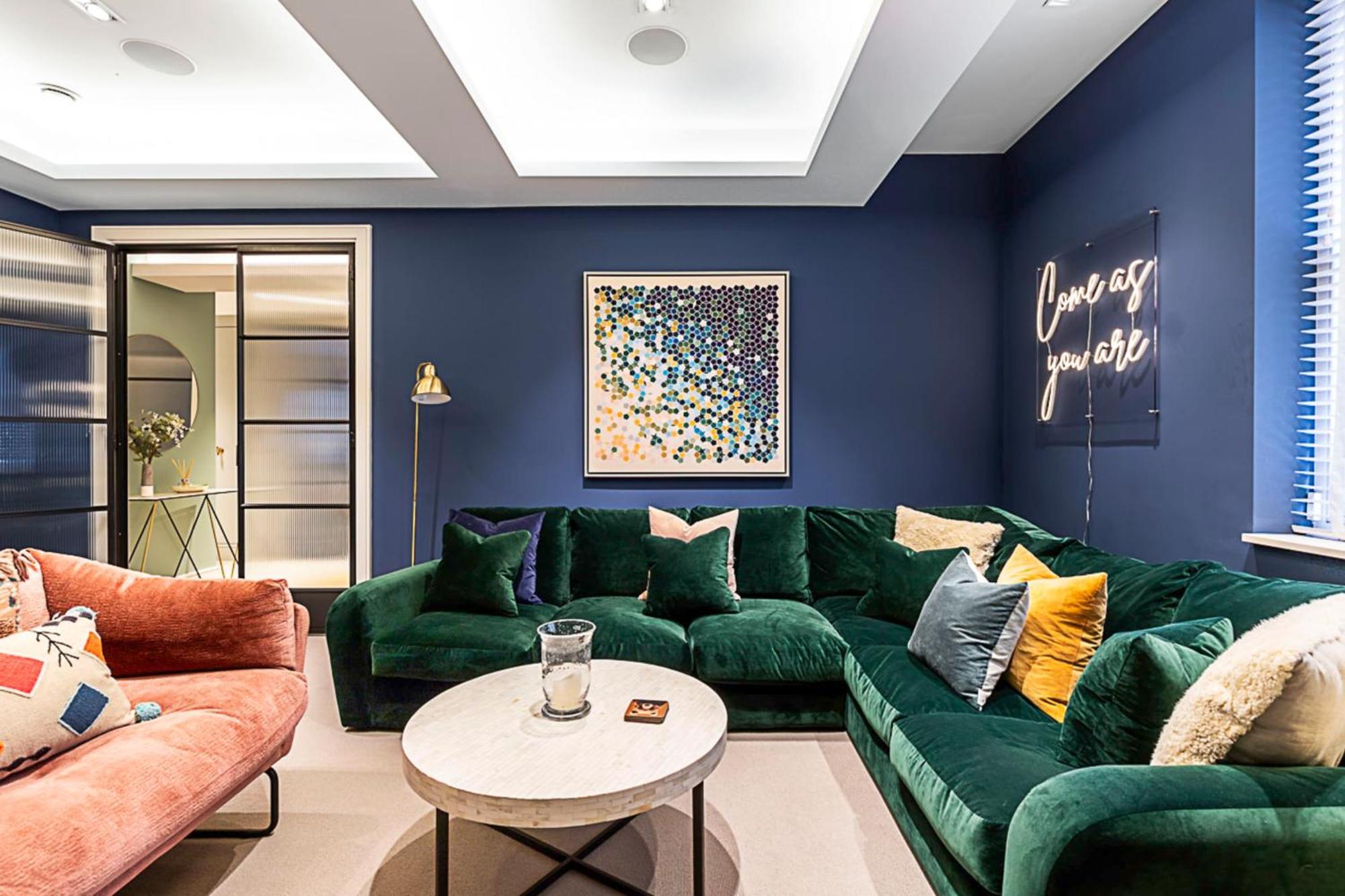 Pepys House A Modern Touch Of History * Londres