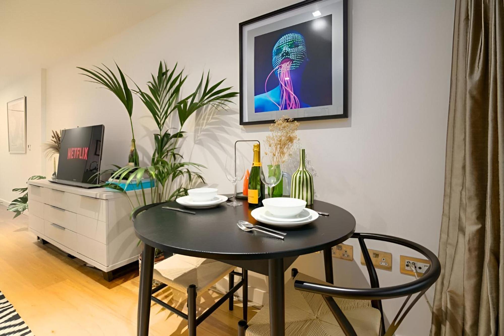 Apartamento Elegant 2bd Flat Near Old Street, *