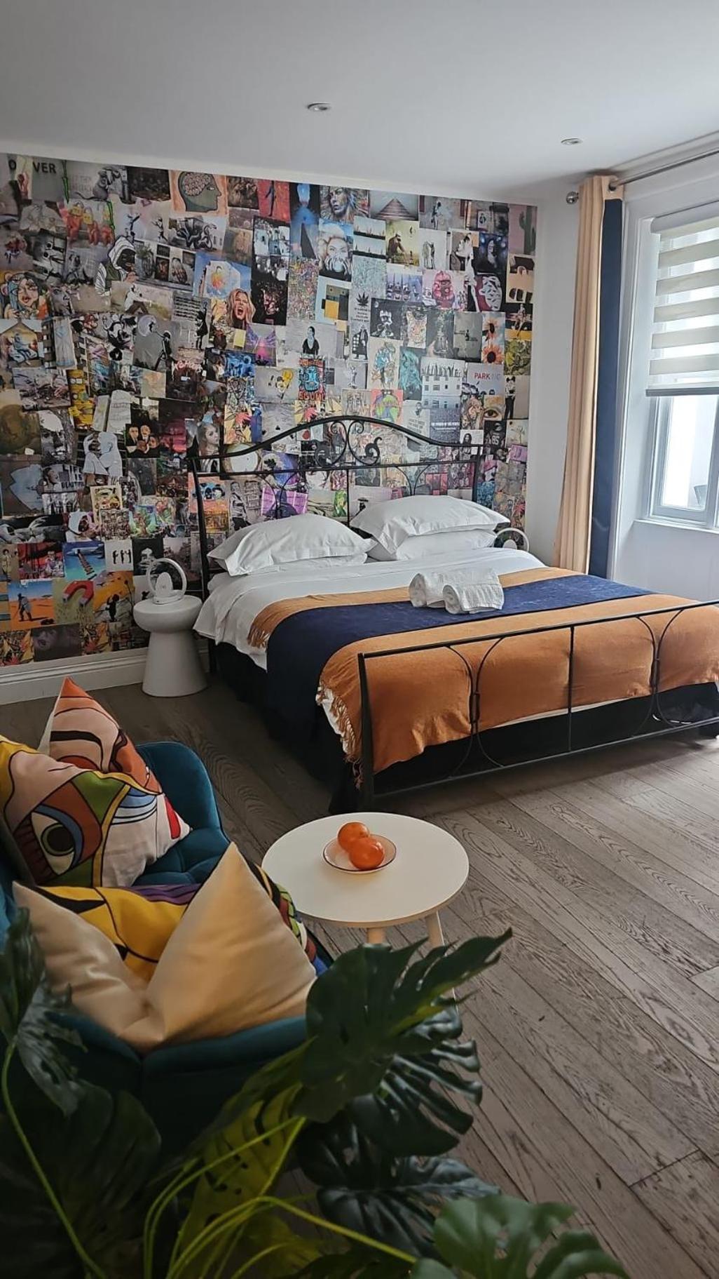 Pop Art Luxury Marylebone Couette-café