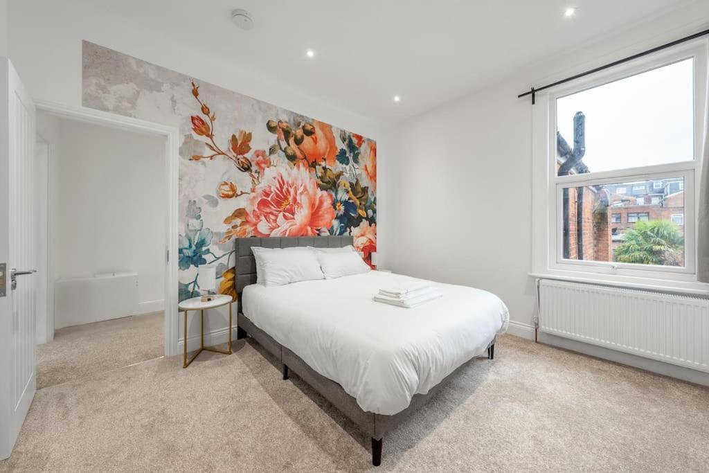Brand New Cricklewood Zone 2 Modern Casa de férias Londres