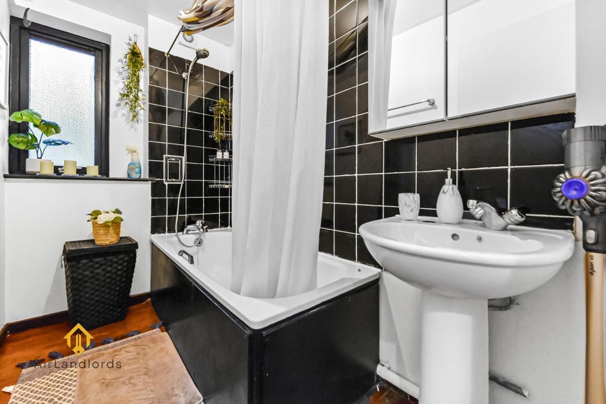 Exceptional 2-bedroom Flat In Leicester Square! Appartement *