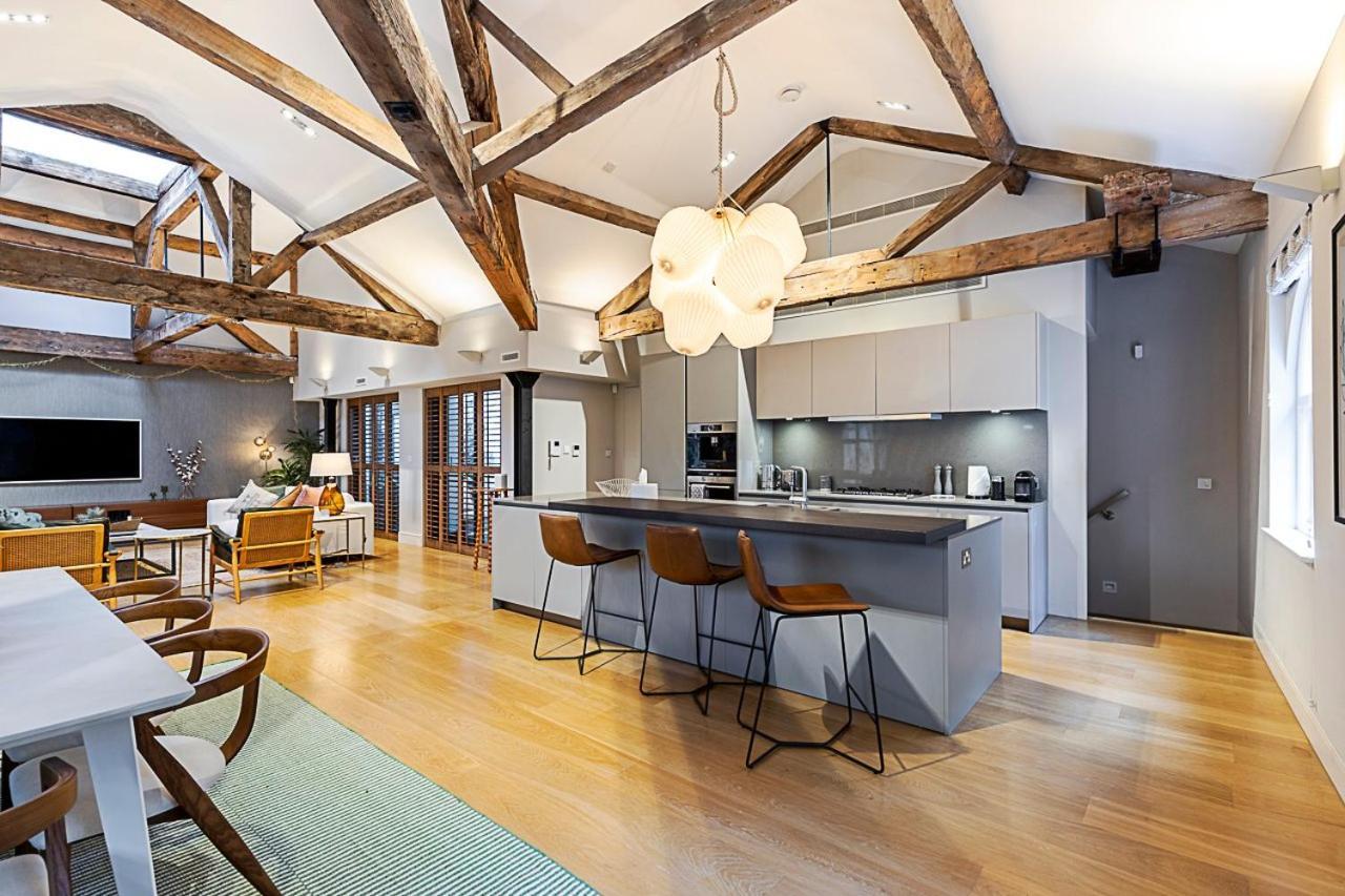 Pepys House A Modern Touch Of History Hébergement de vacances
