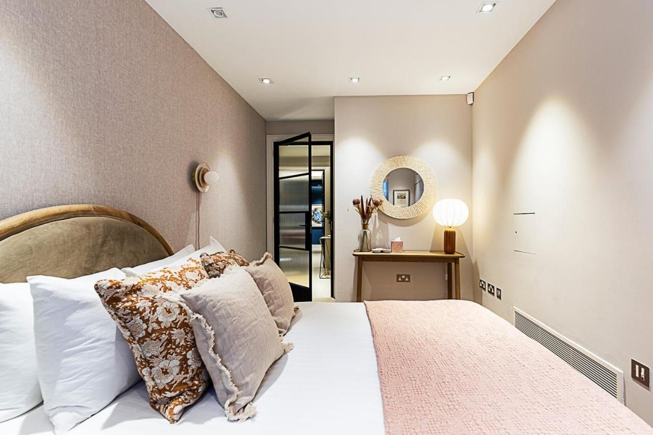 Hébergement de vacances Pepys House A Modern Touch Of History
