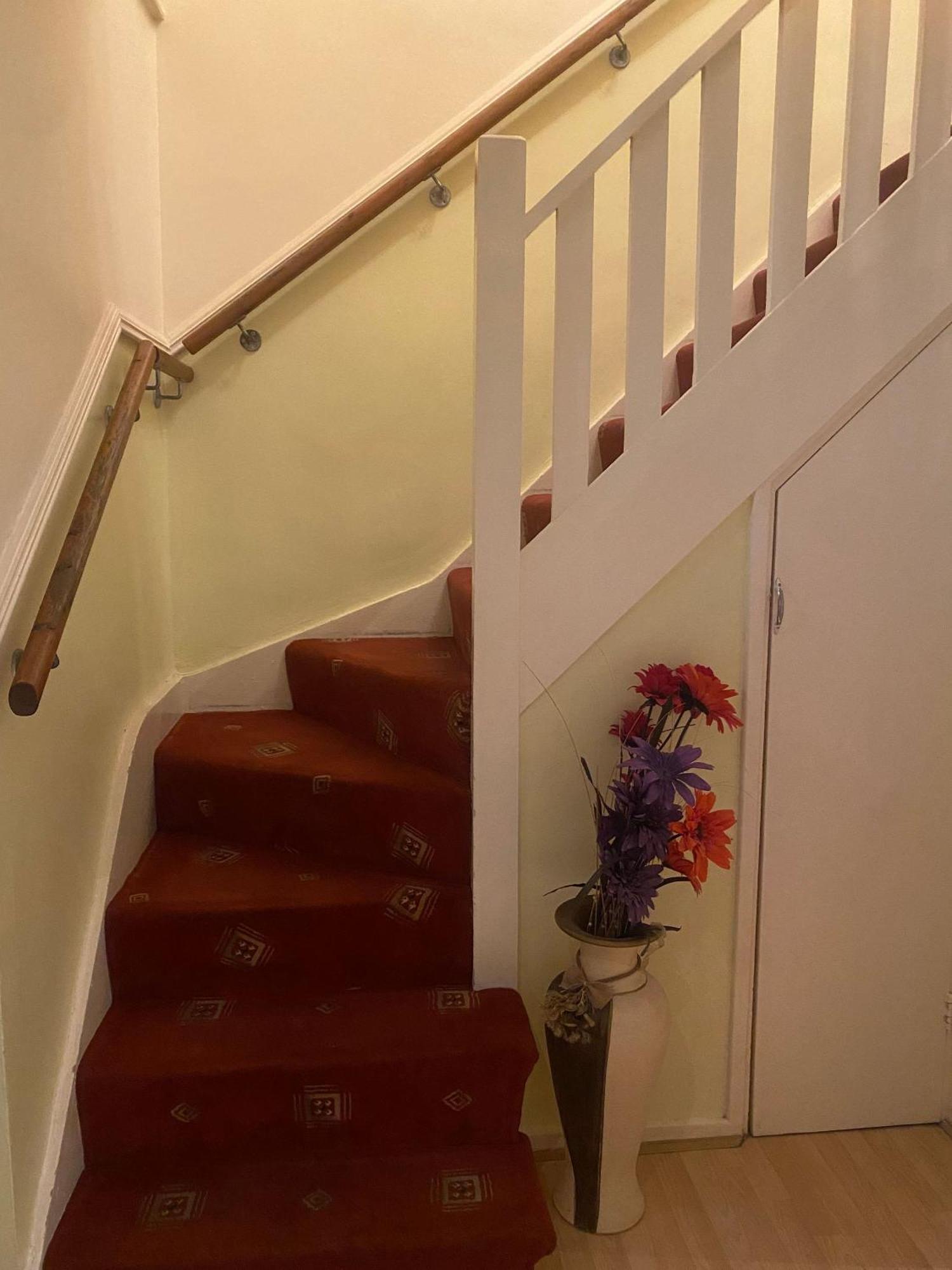 Apartamento Charming 4-bedroom In East - Perfect Getaway Londres