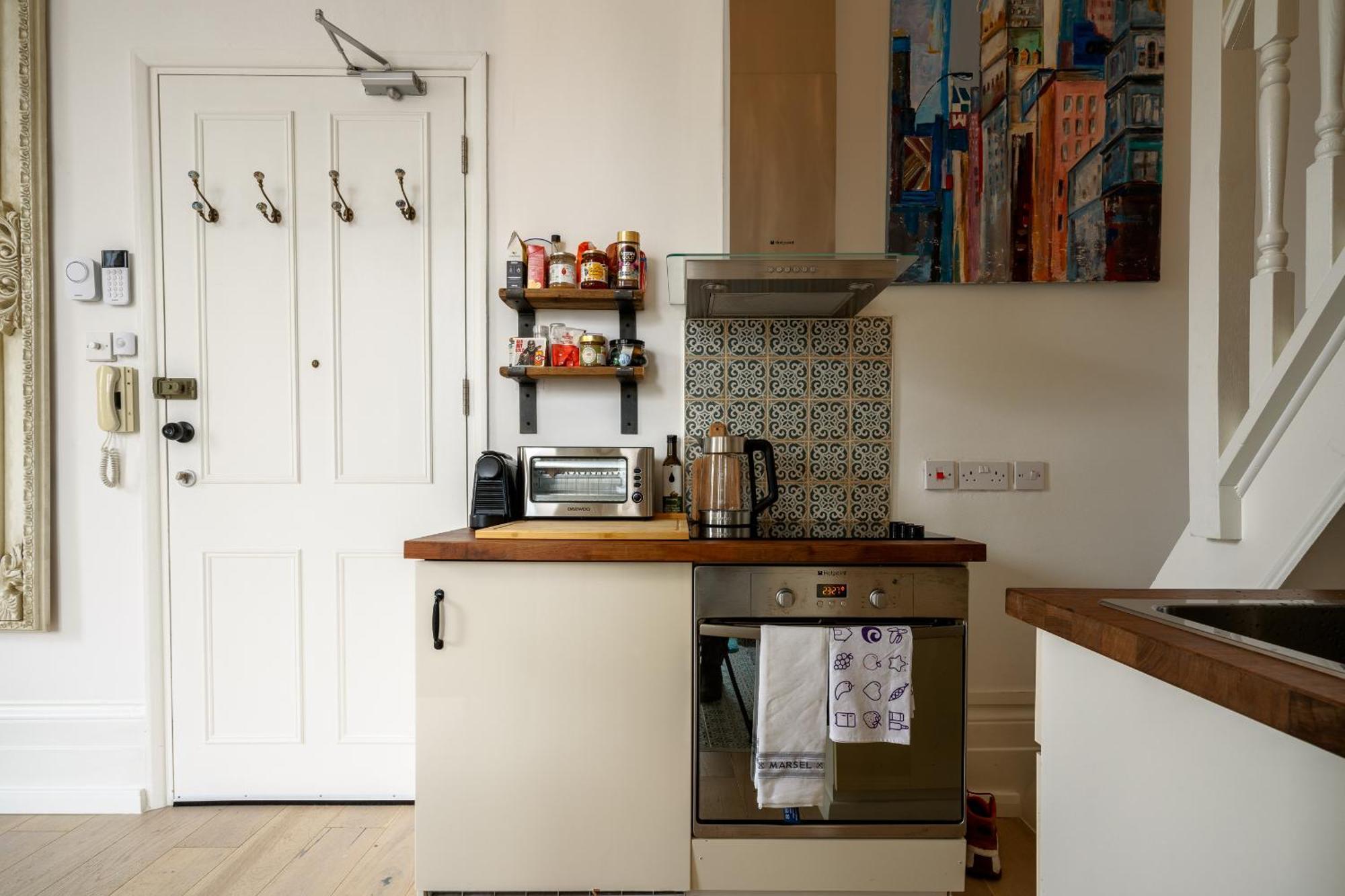 Tranquil Retreat Loft ~ Close To Victoria! Appartement Londres