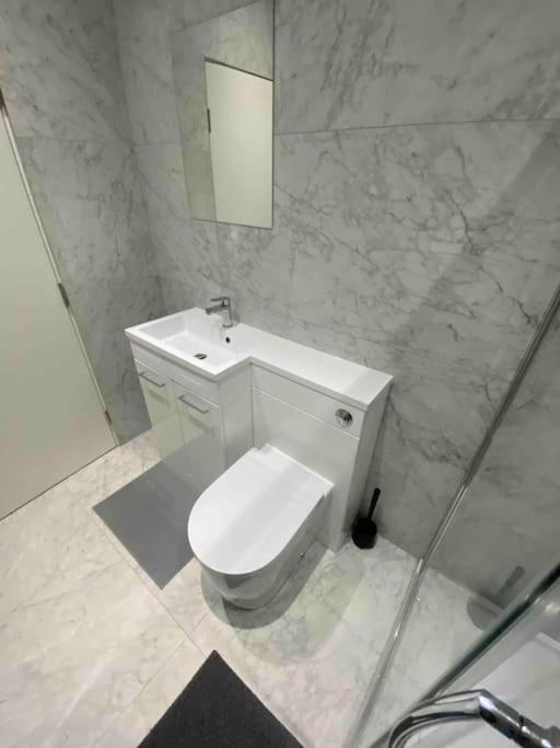 Flats Aparthotel London