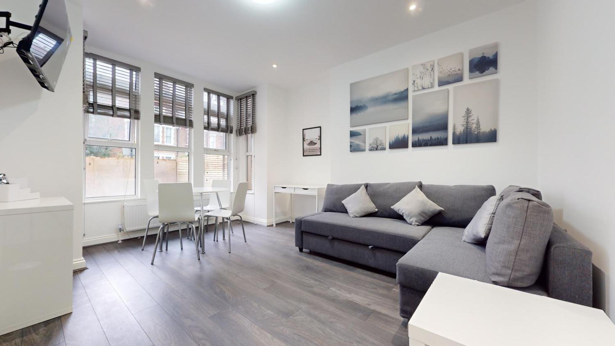 Flats Aparthotel