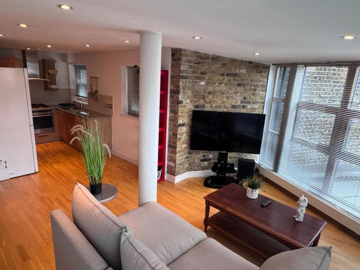 Super Cute Shoreditch Loft