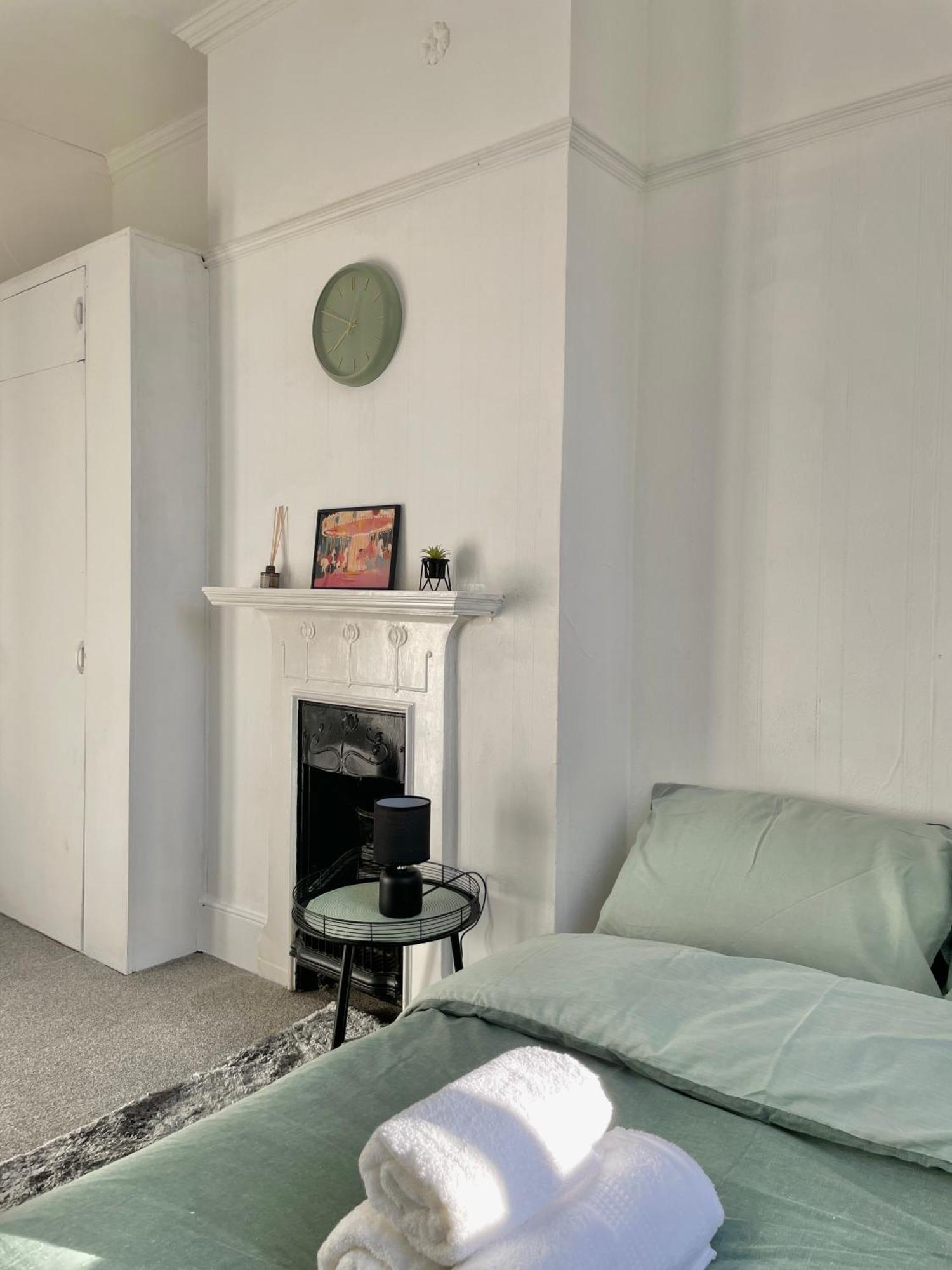 Cosy Double A Stones Throw From Wembley Stadium Londres