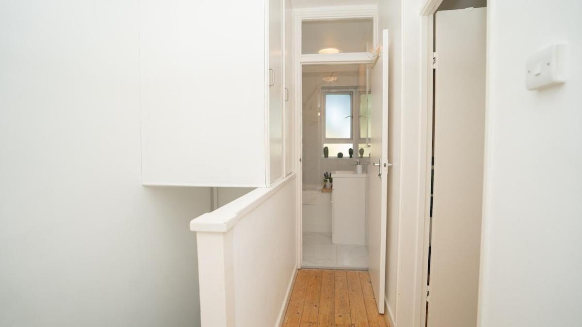 Apartamento Golden Maisonette Next To Camden Town With Private Parking Londres