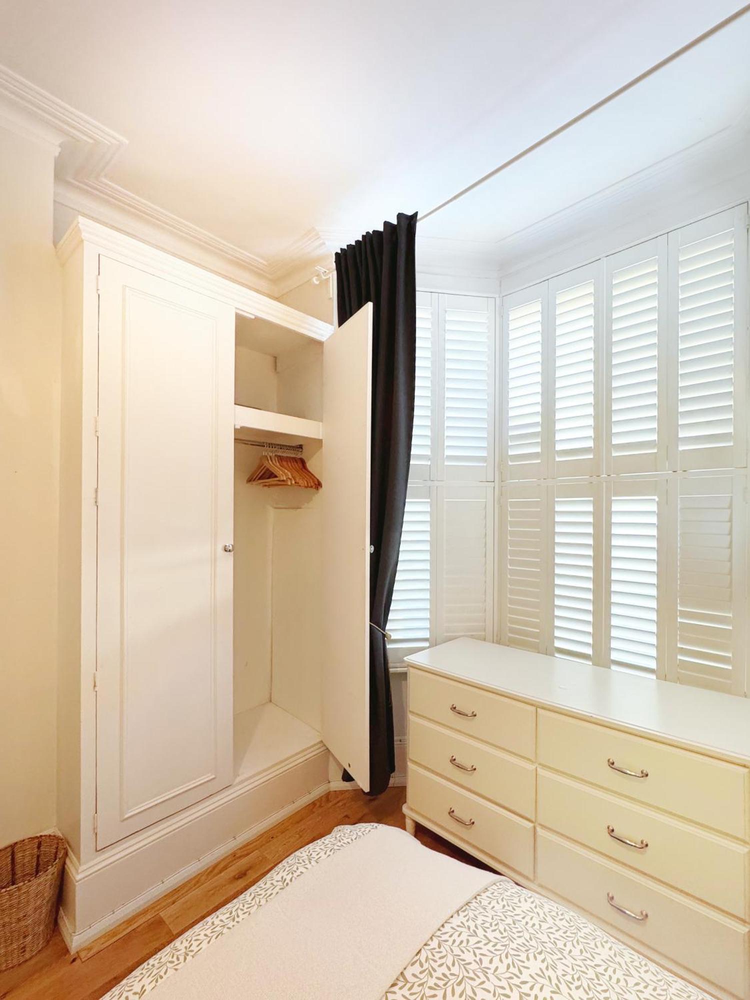 Apartment Artsy & Bright Hammersmith 1b1b, Up To 4 People