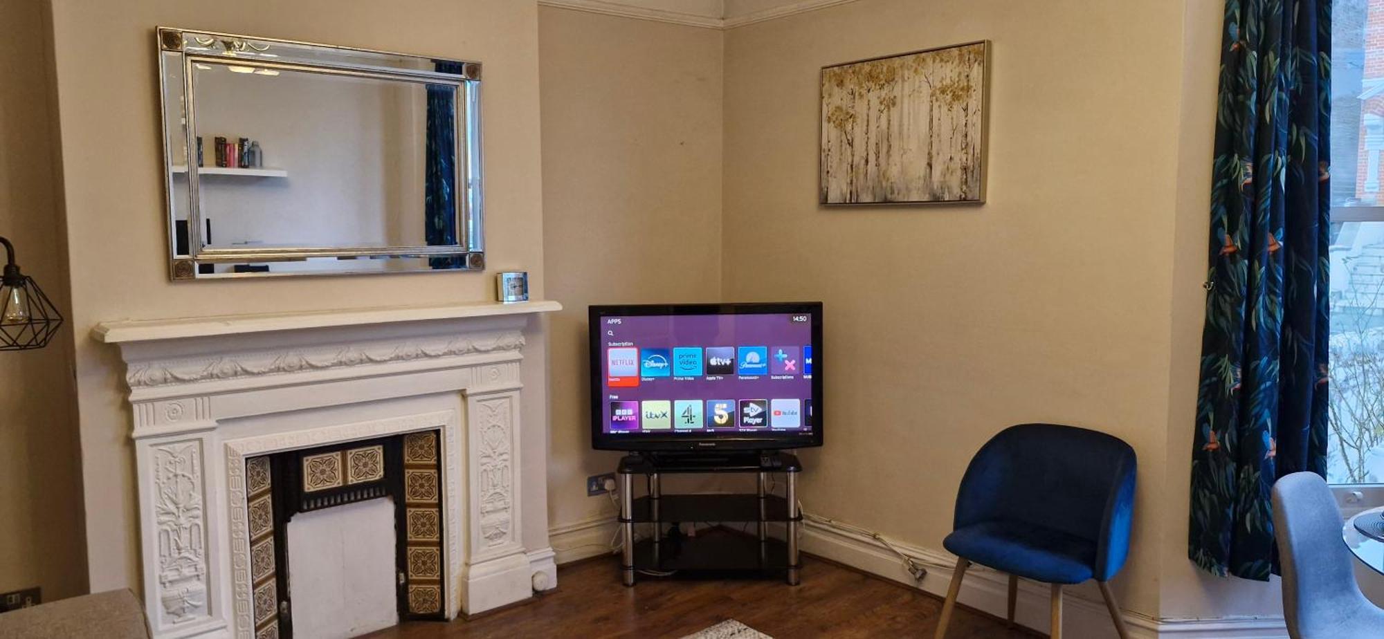 Charming Flat In Wimbledon London