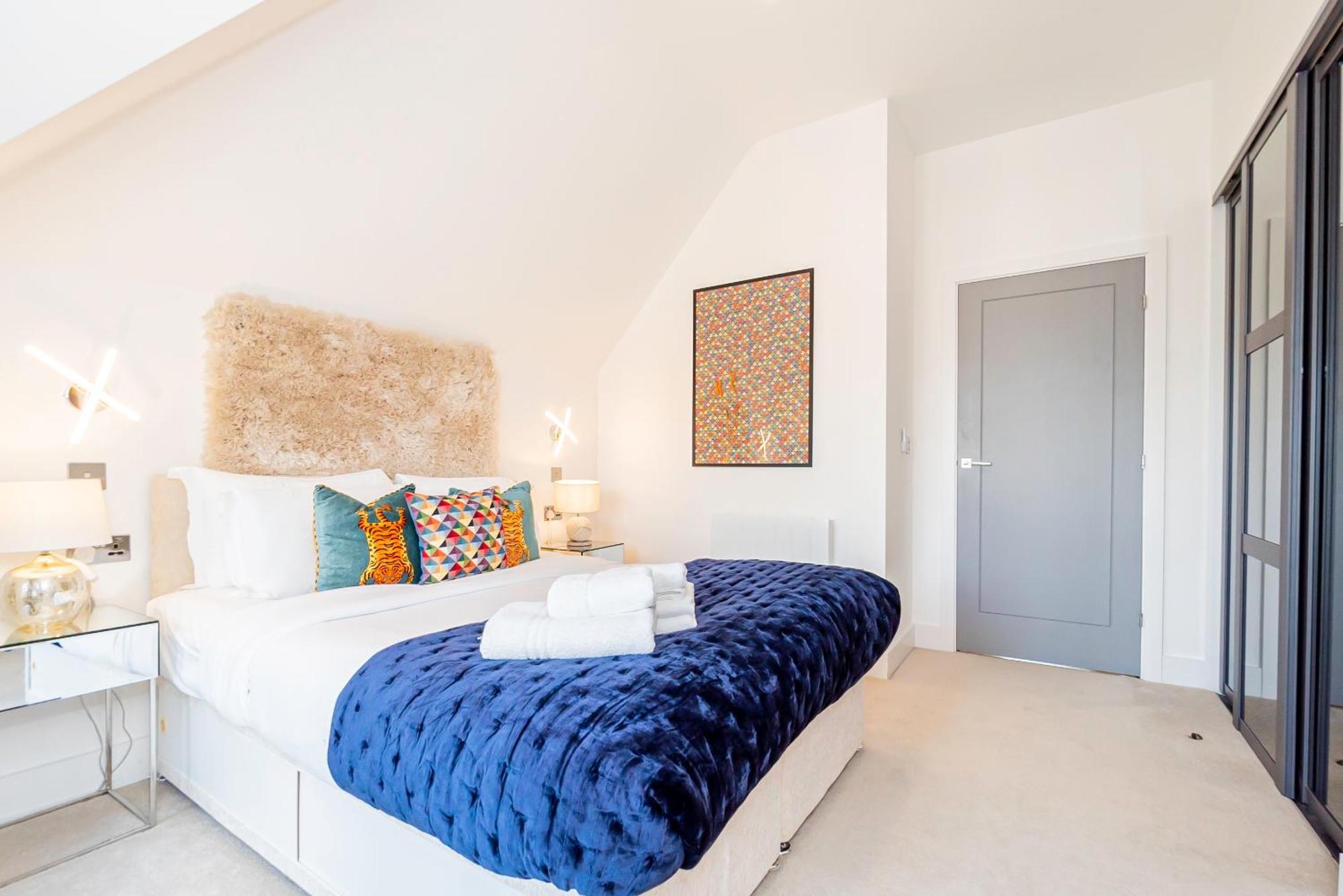 Apartamento Superb Floor 1-bedroom Flat With Charming Two Balconies *
